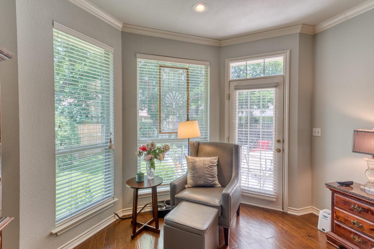 337 Colonial St, Meadowlakes, TX 78654