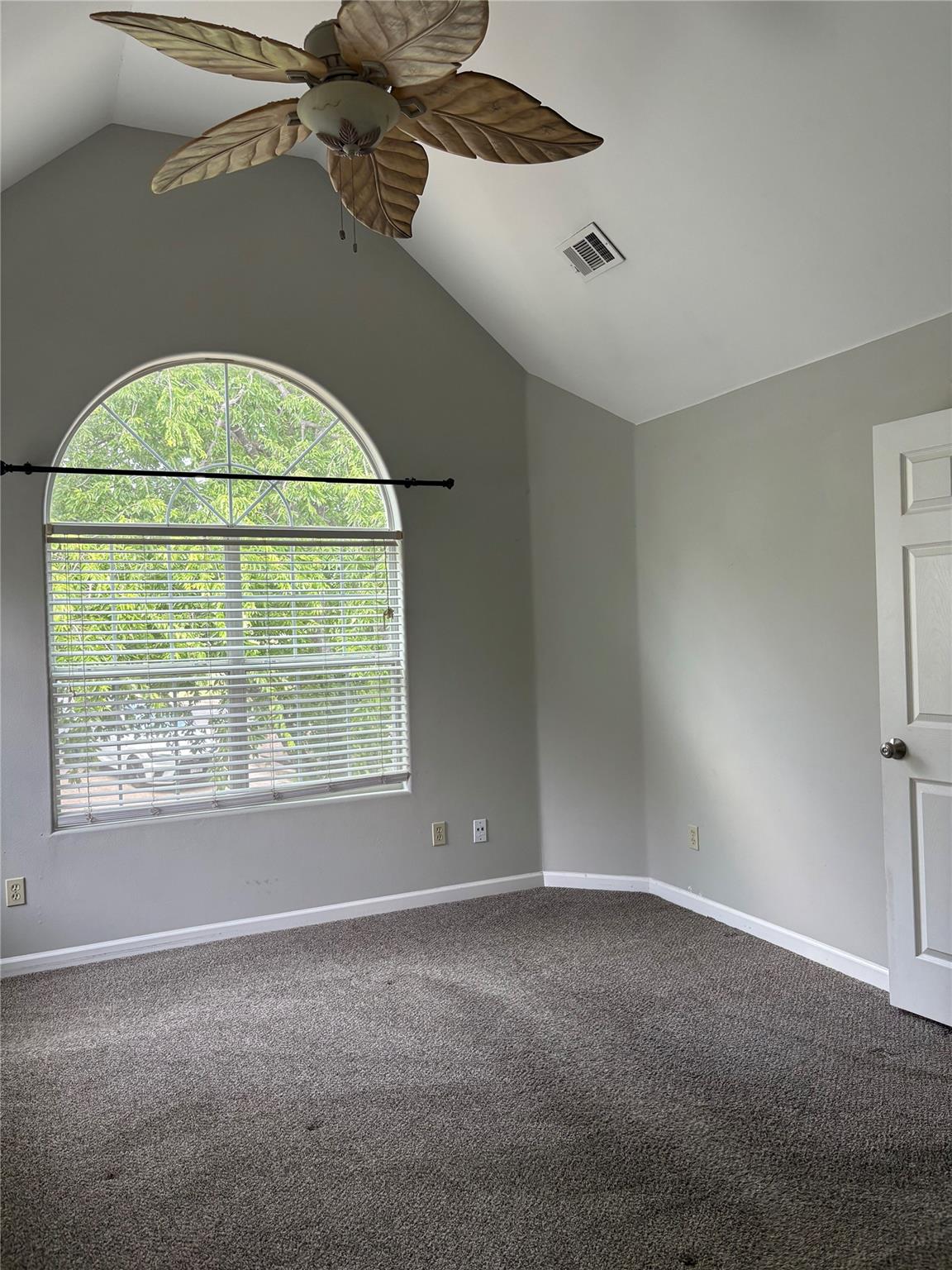 18678 Champions Cir, Point Venture, TX 78645