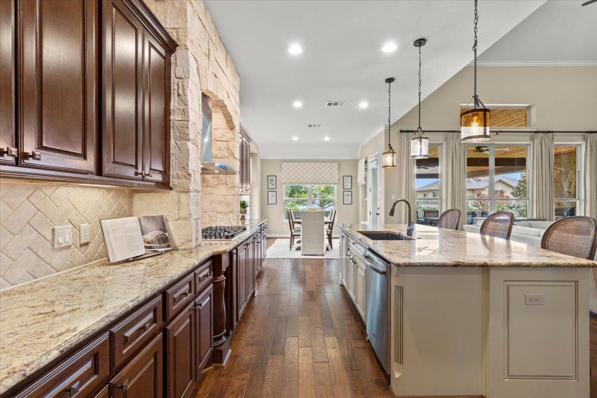 4358 Caldwell Palm Cir, Round Rock, TX 78665