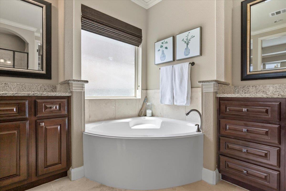4358 Caldwell Palm Cir, Round Rock, TX 78665