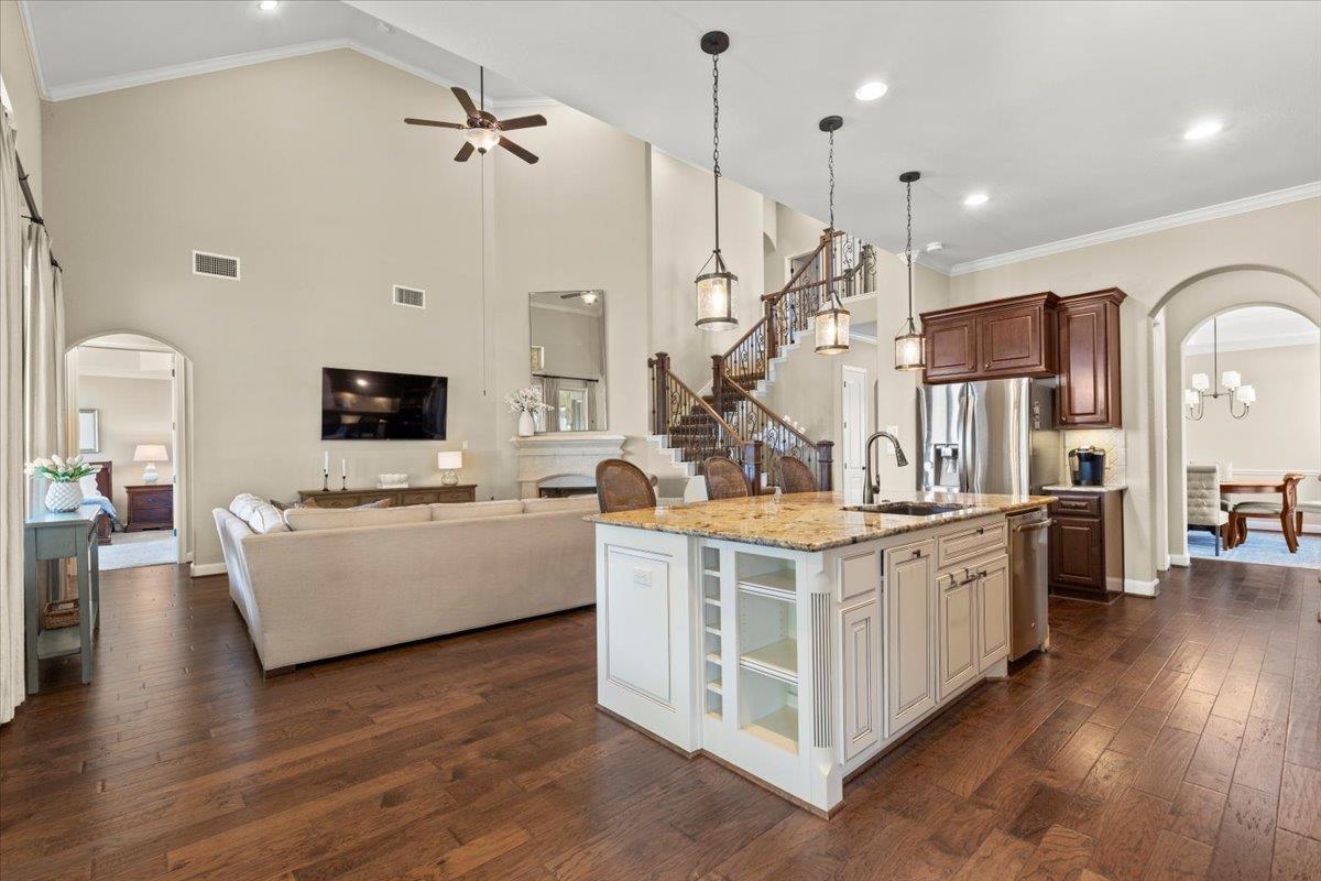 4358 Caldwell Palm Cir, Round Rock, TX 78665