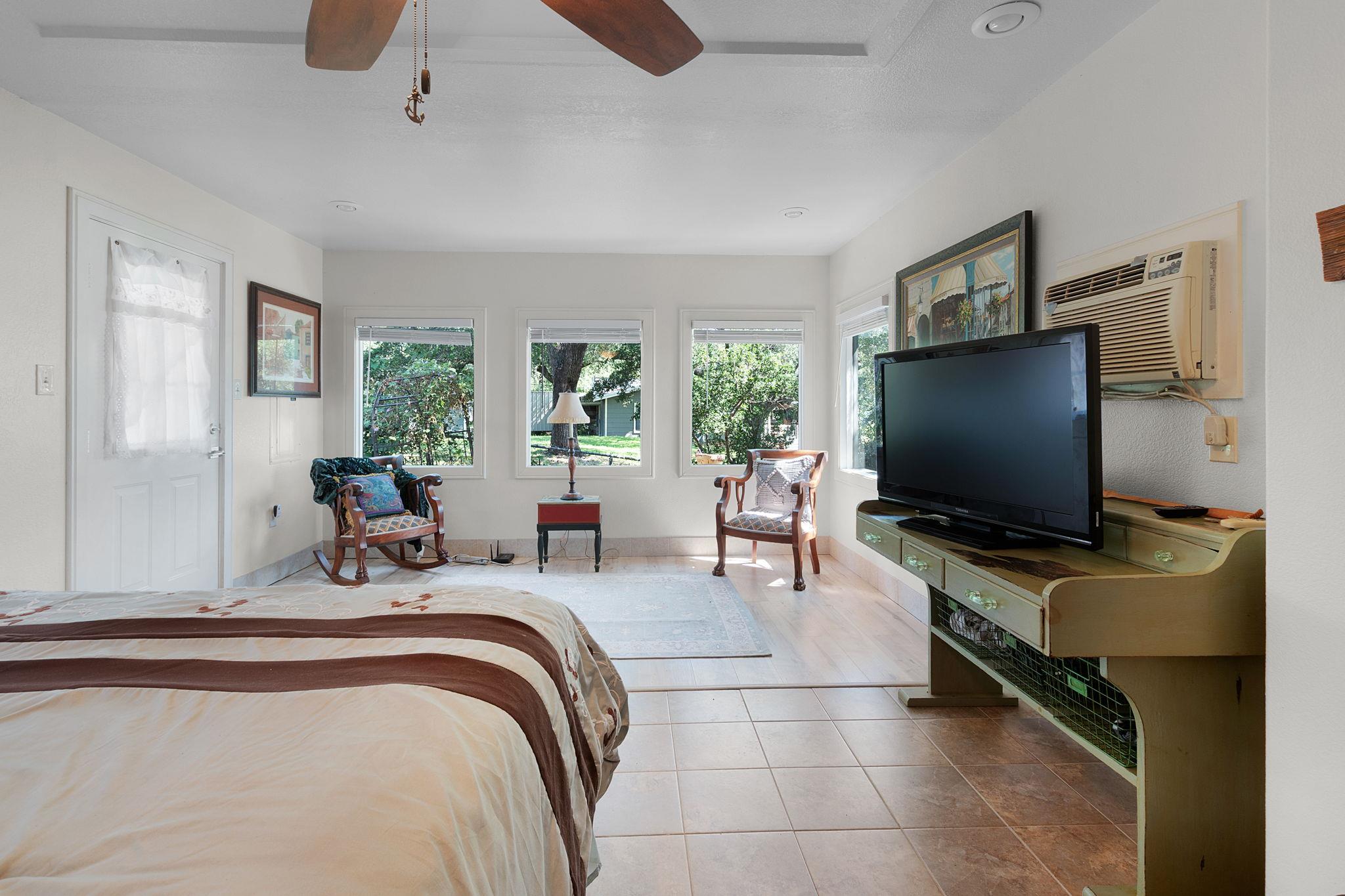 124 Harvest Trl, Tow, TX 78672