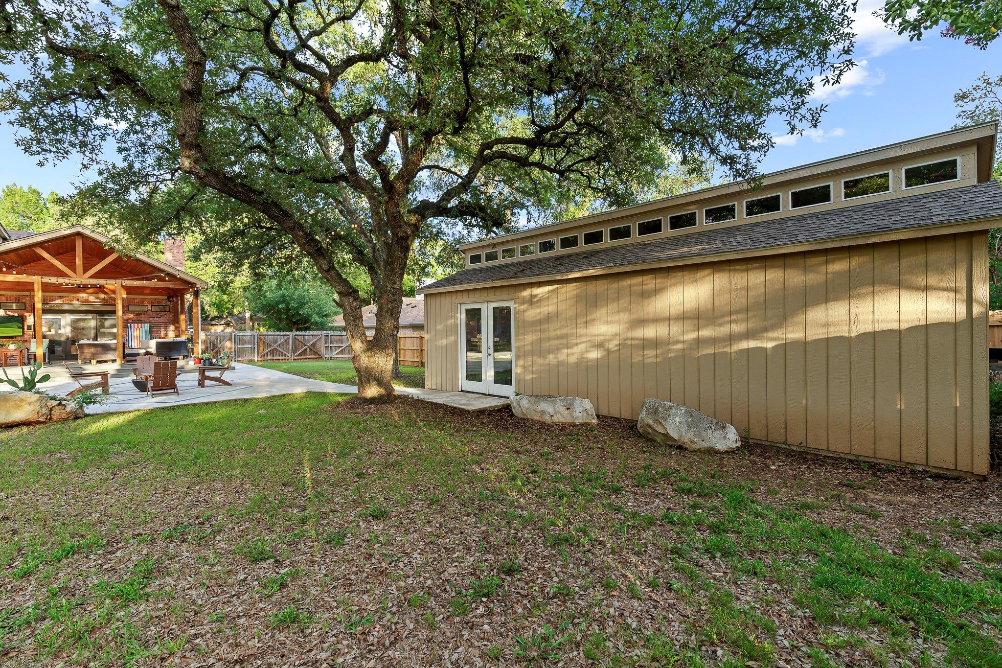 10712 Shackelford Dr, Austin, TX 78748