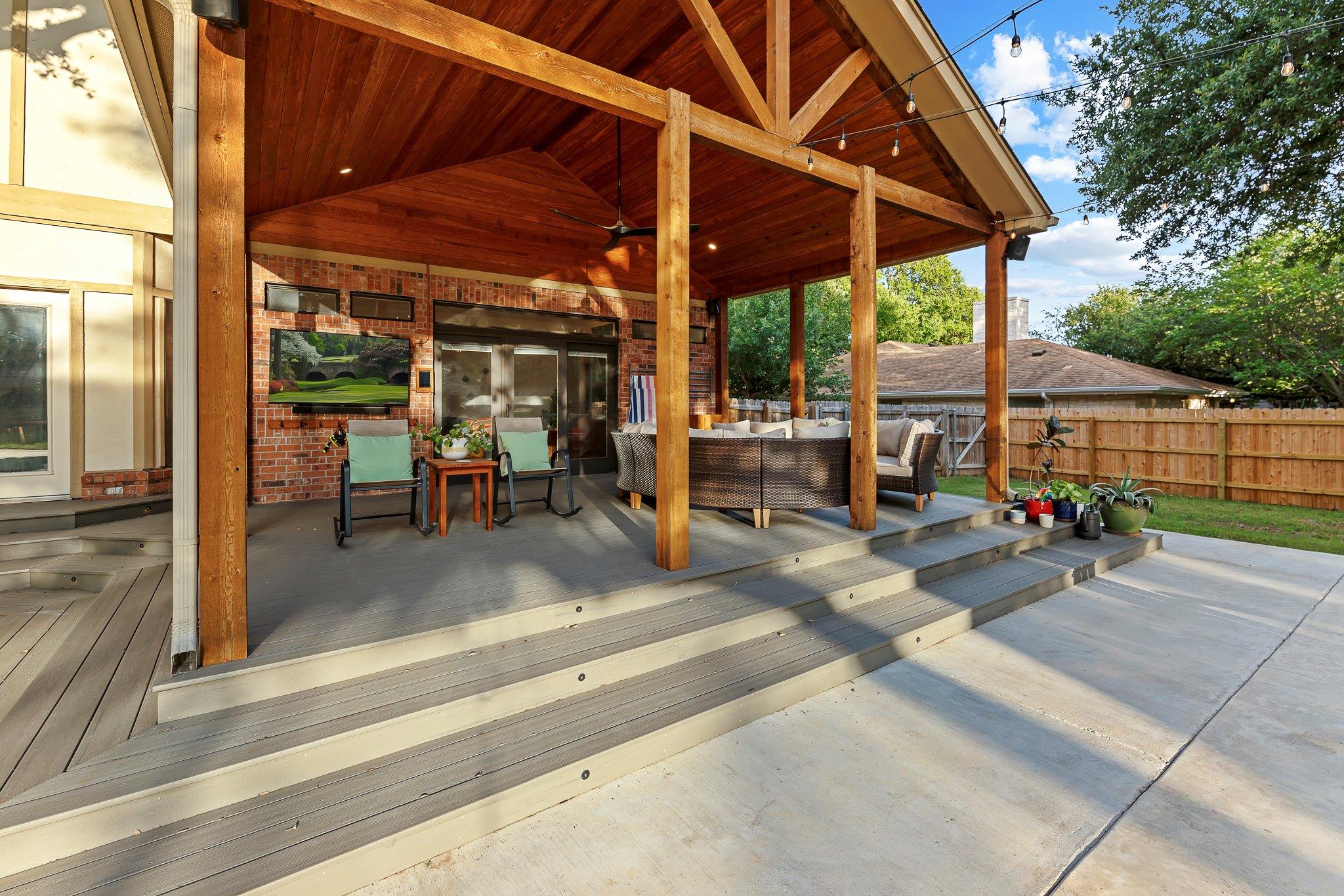 10712 Shackelford Dr, Austin, TX 78748