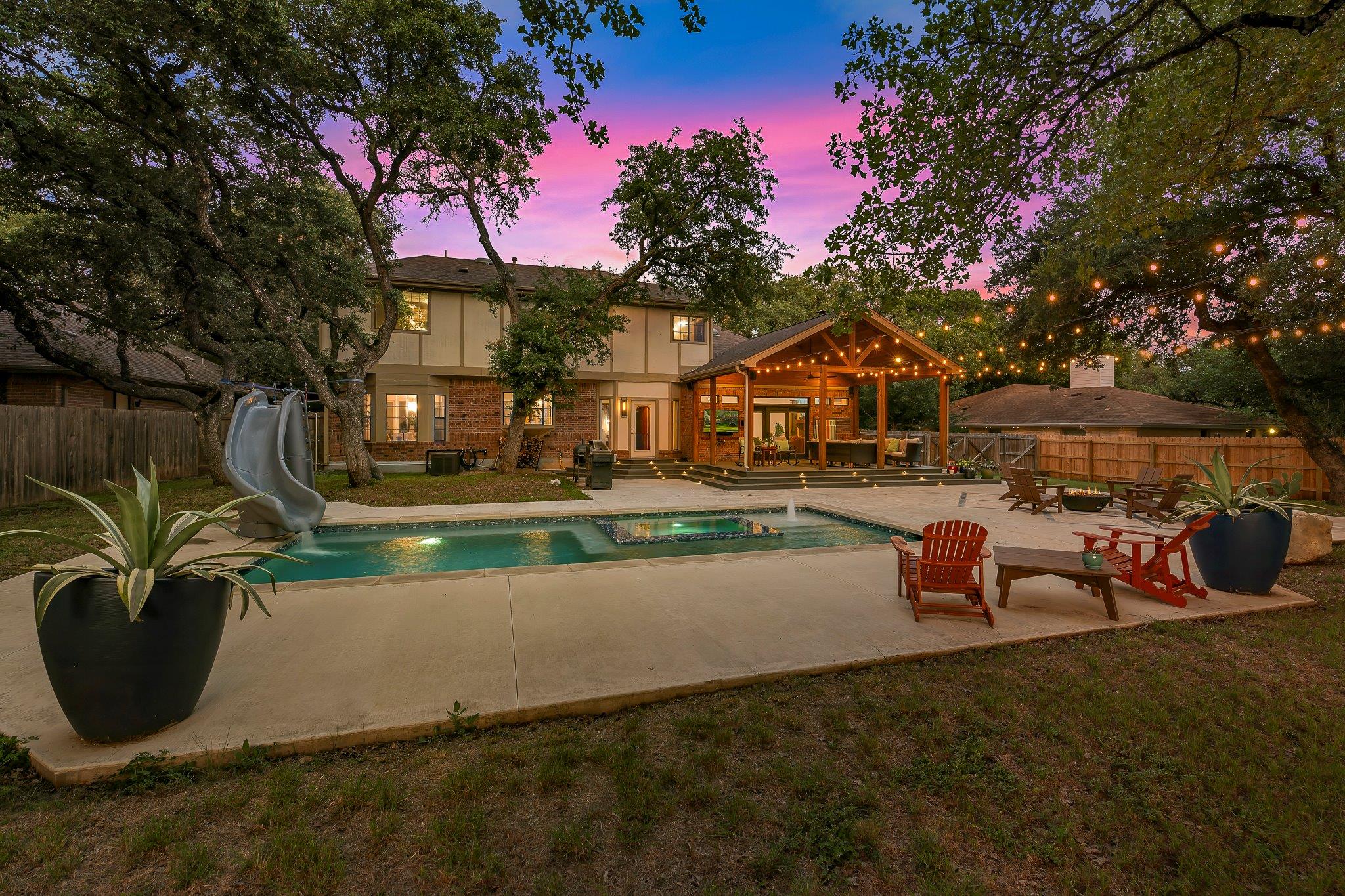 10712 Shackelford Dr, Austin, TX 78748