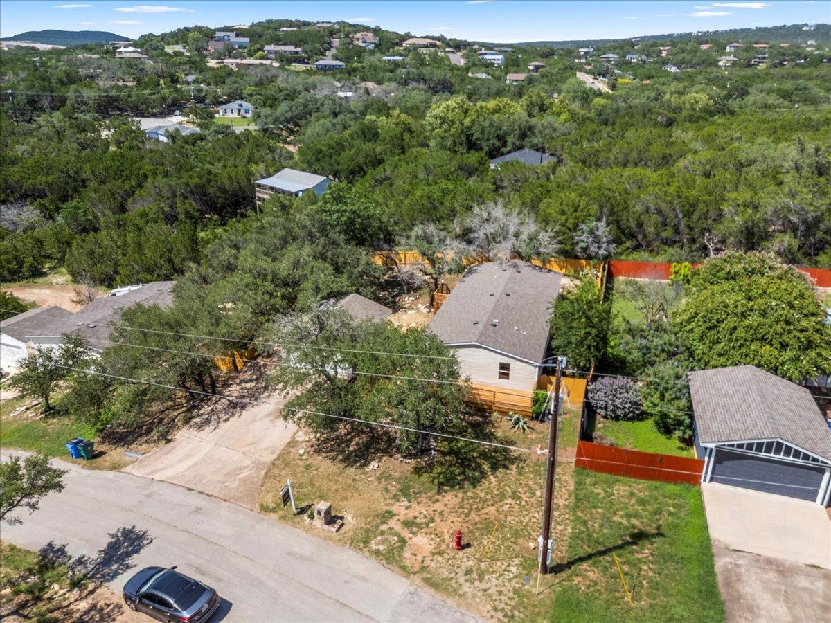 21503 Coyote Trl, Lago Vista, TX 78645