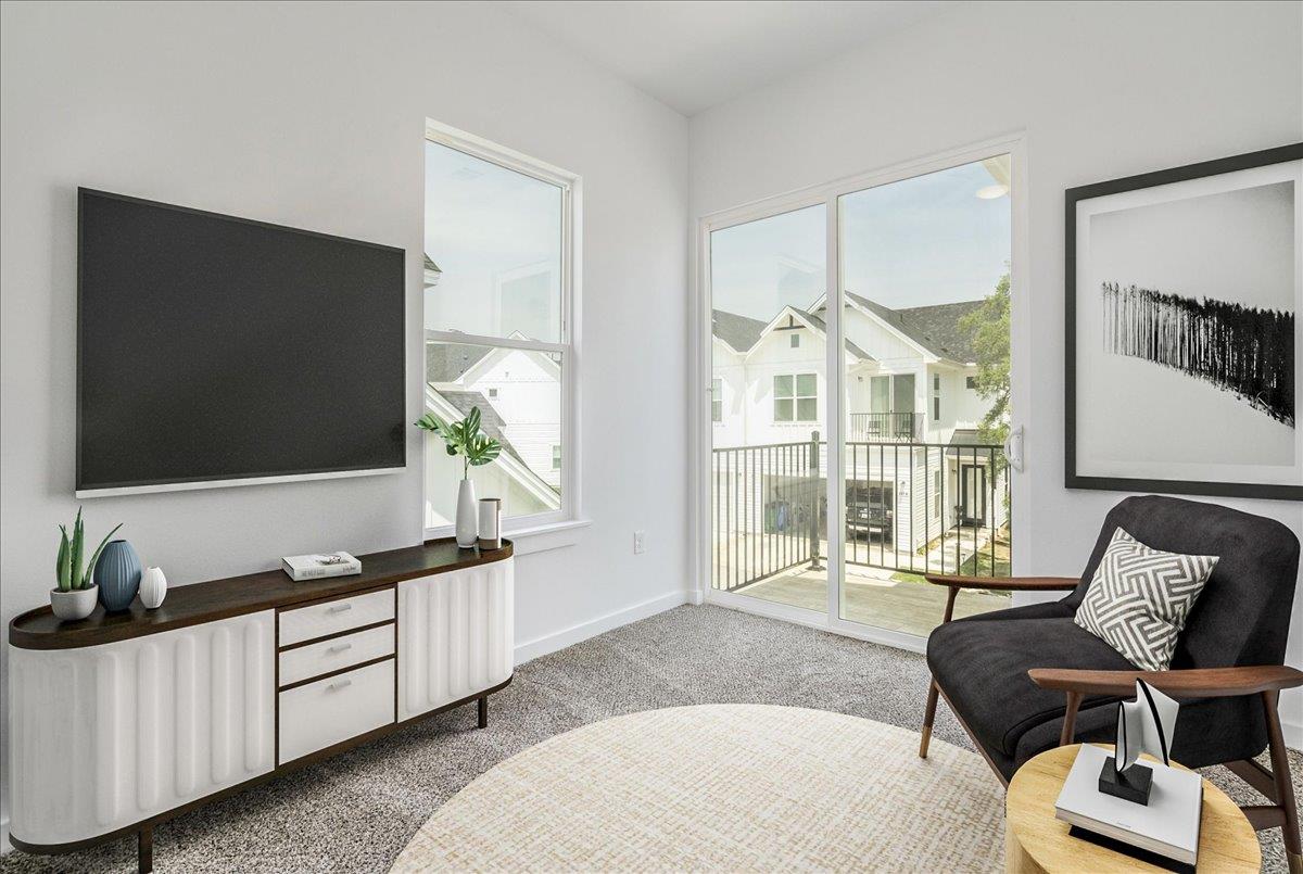 136 Lourdes Ct # B, Dripping Springs, TX 78620