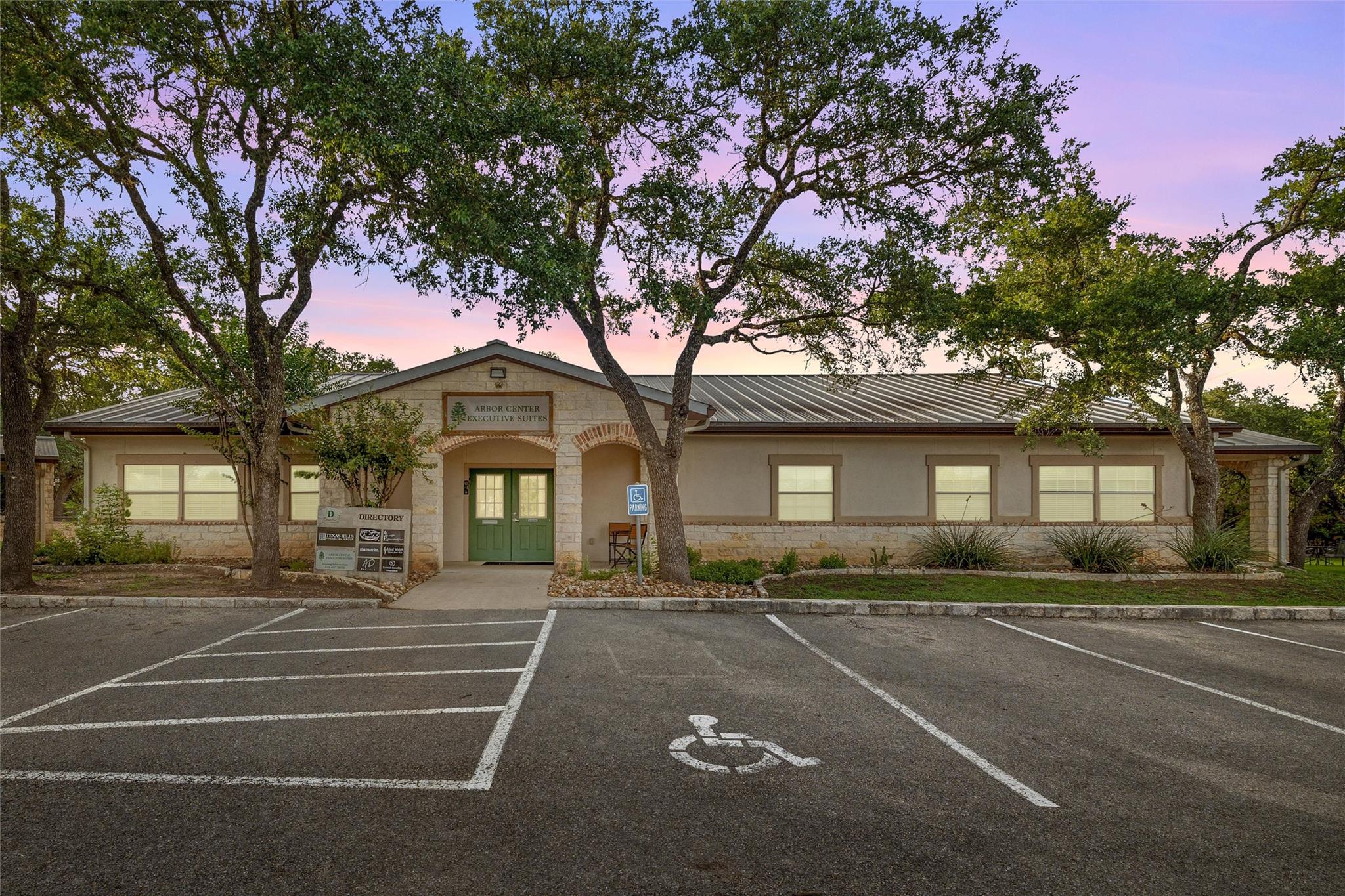 800 W Highway 290 # D, Dripping Springs, TX 78620