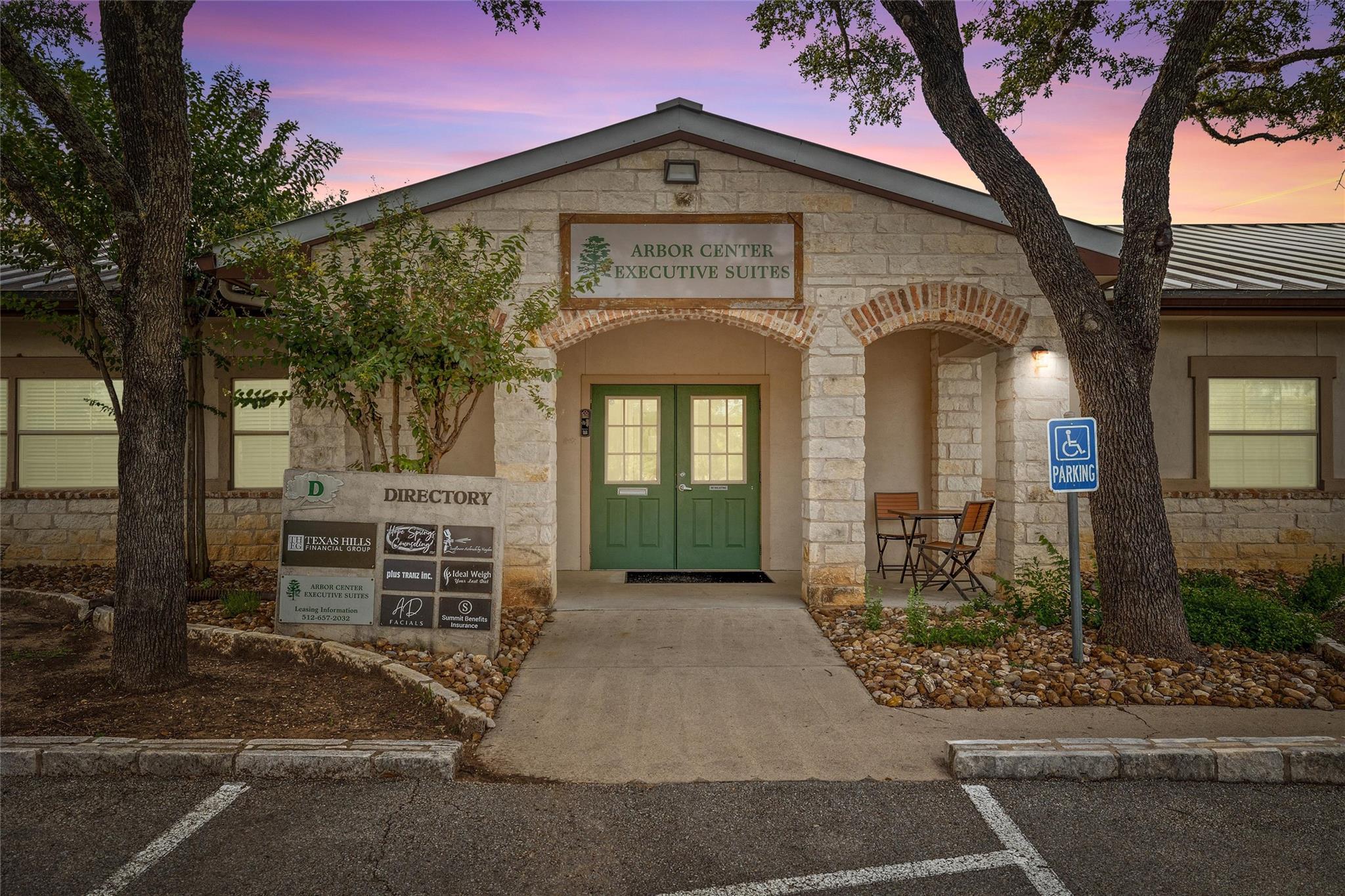 800 W Highway 290 # D, Dripping Springs, TX 78620