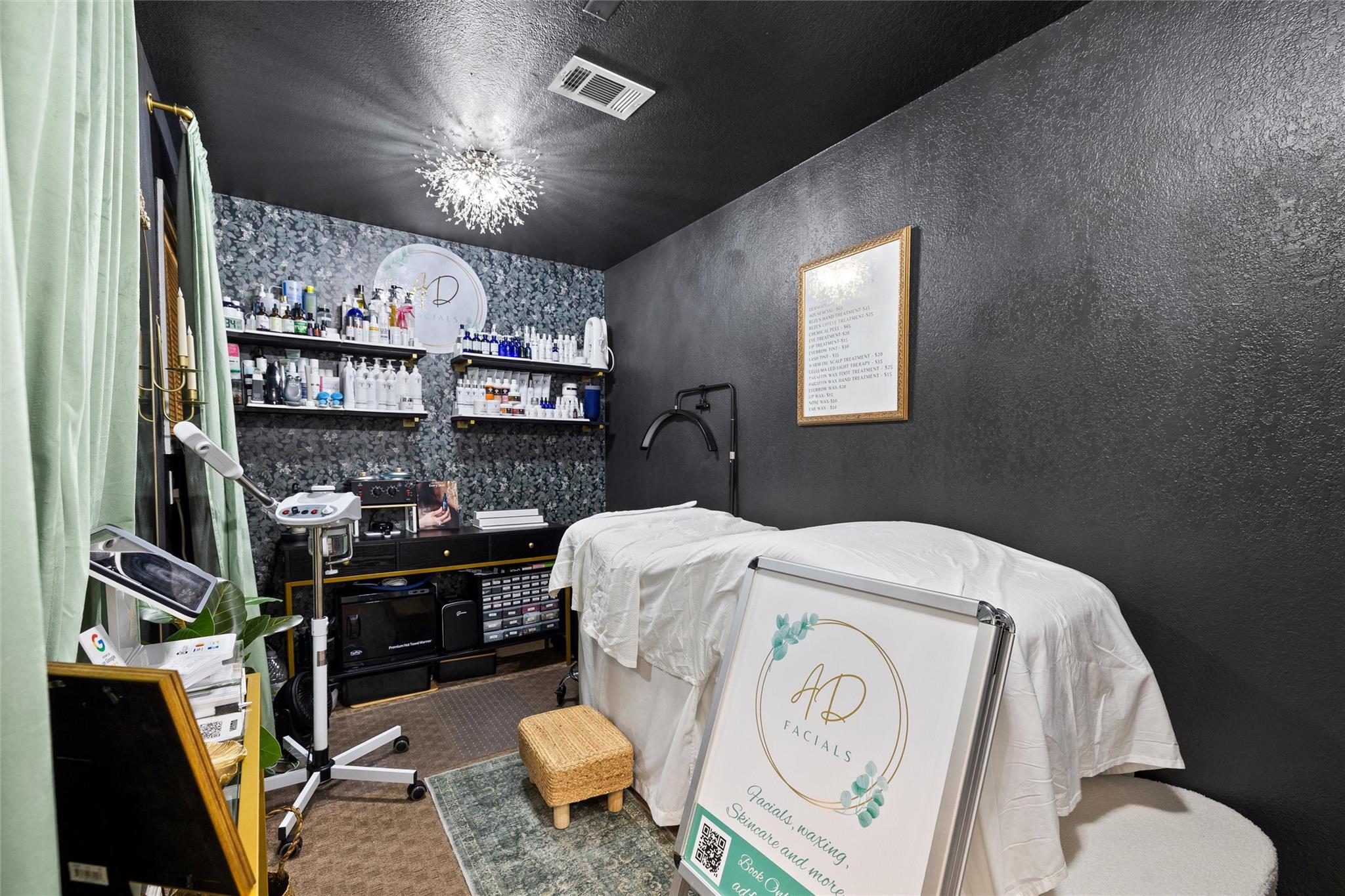 800 W Highway 290 # D, Dripping Springs, TX 78620