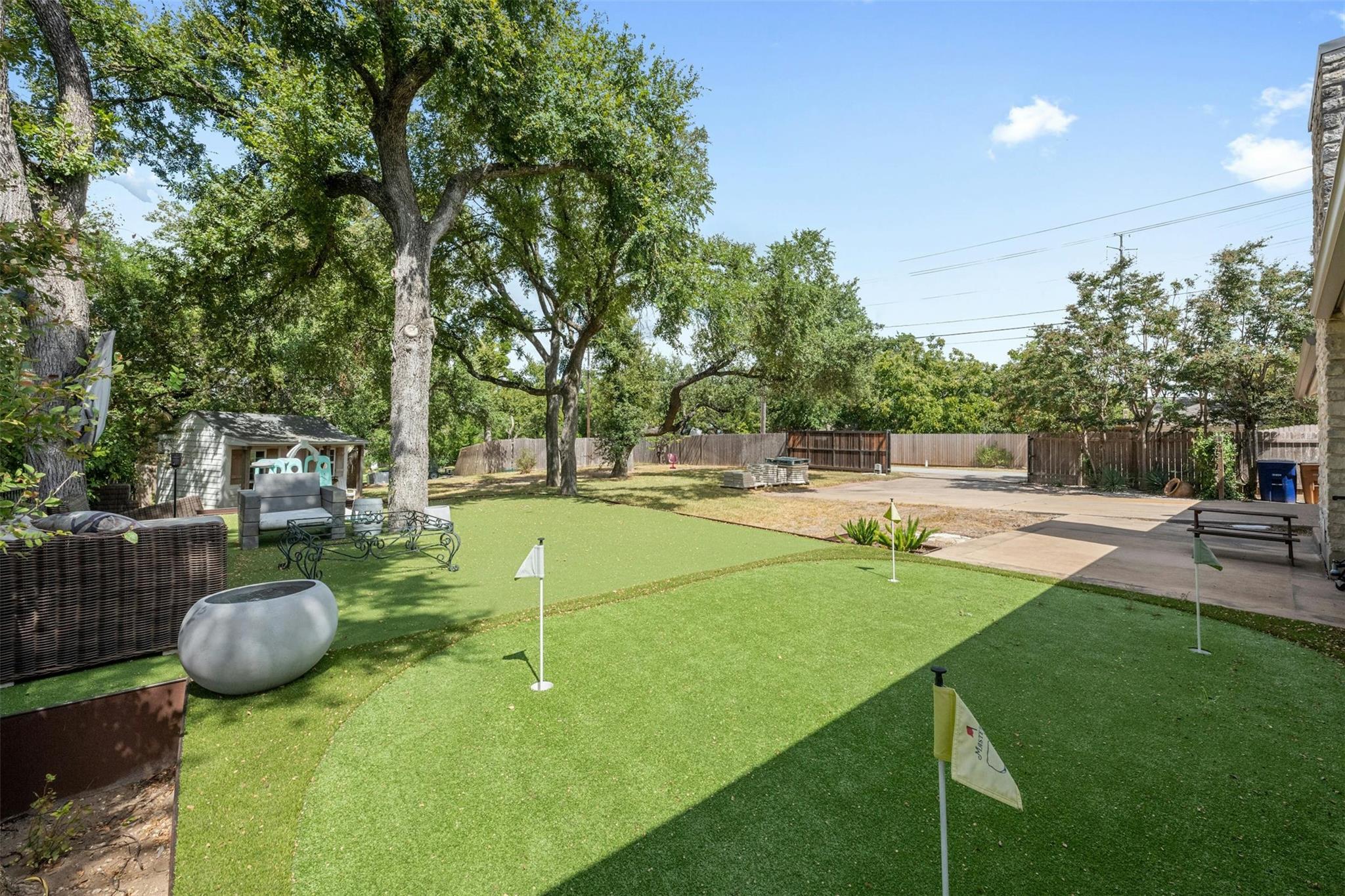 1304 Quaker Ridge Dr, Austin, TX 78746