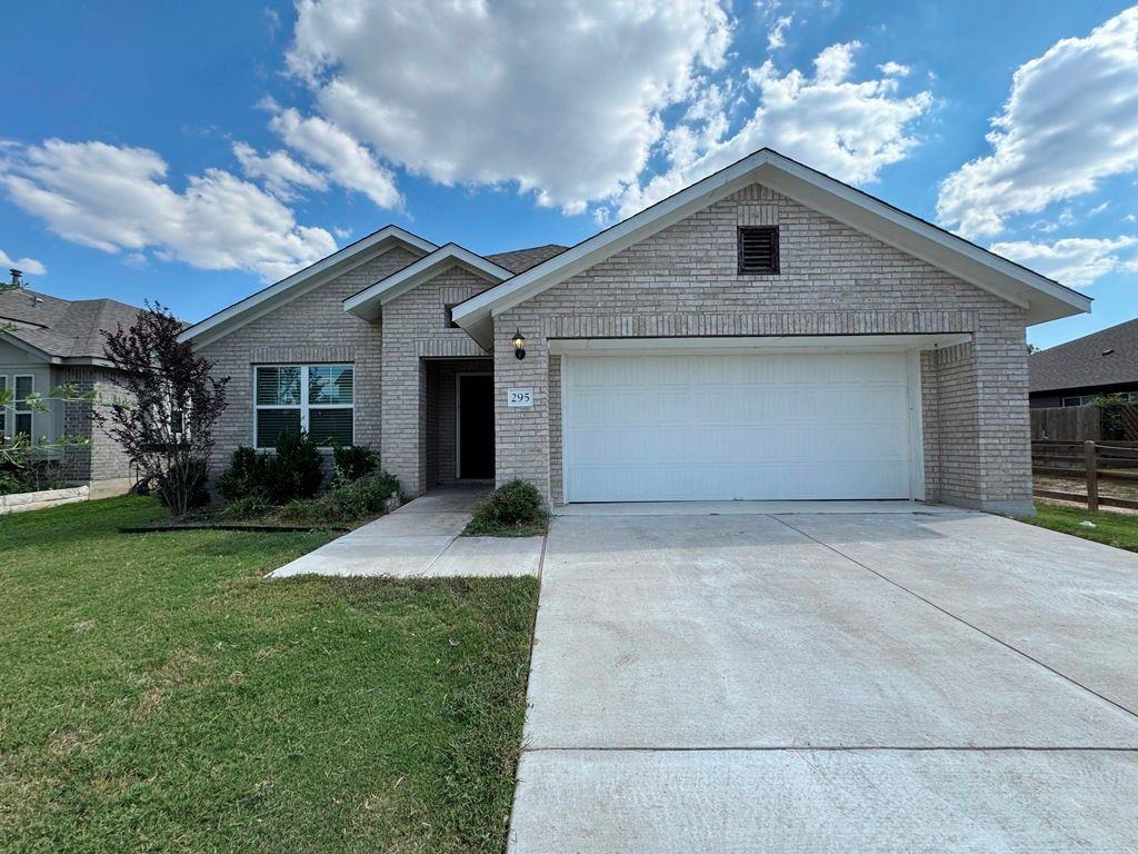 295 Rimrock Ct, Bastrop, TX 78602
