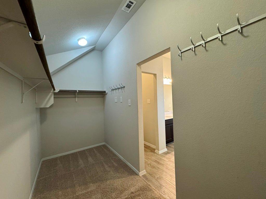 295 Rimrock Ct, Bastrop, TX 78602