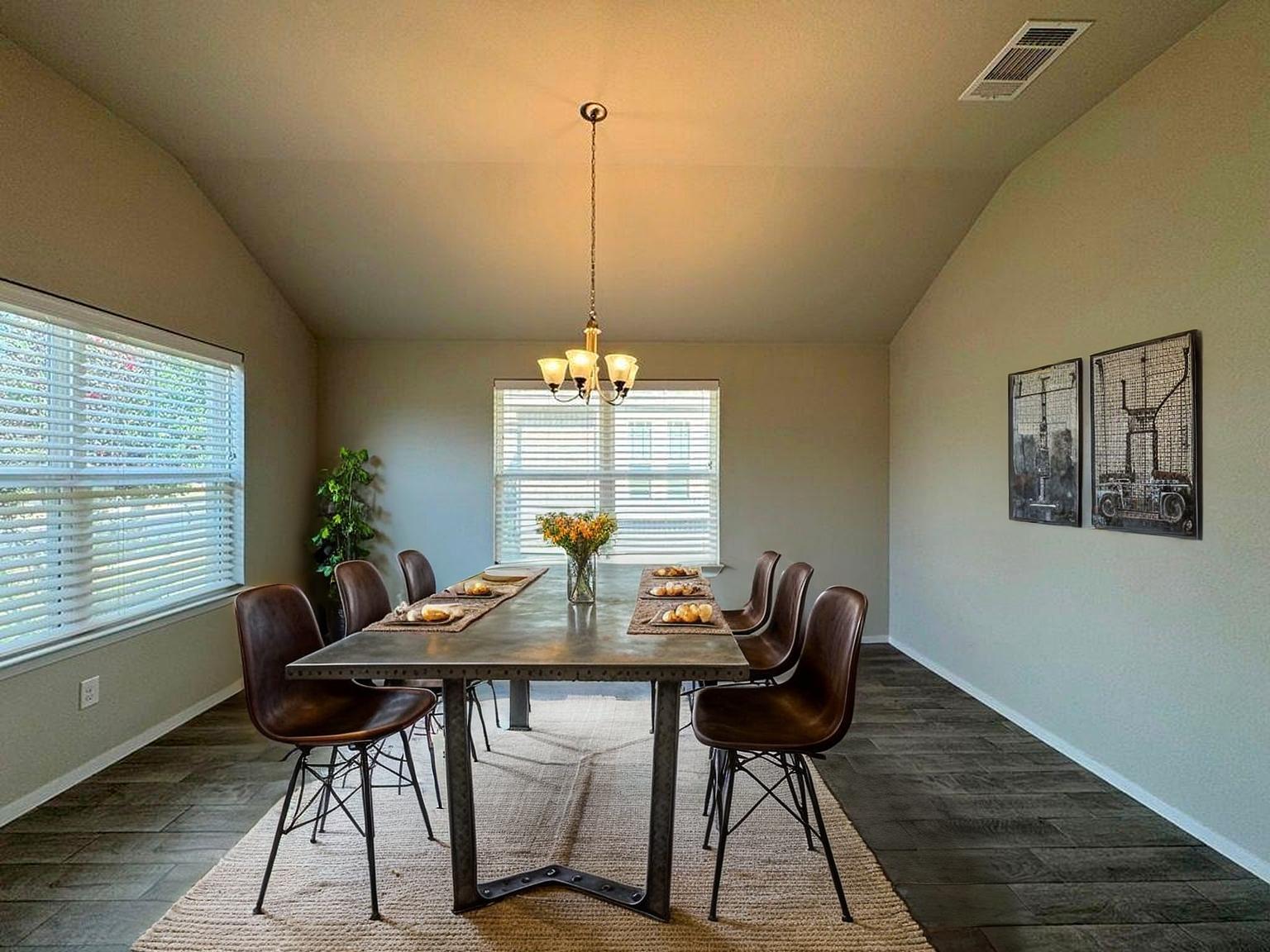 295 Rimrock Ct, Bastrop, TX 78602