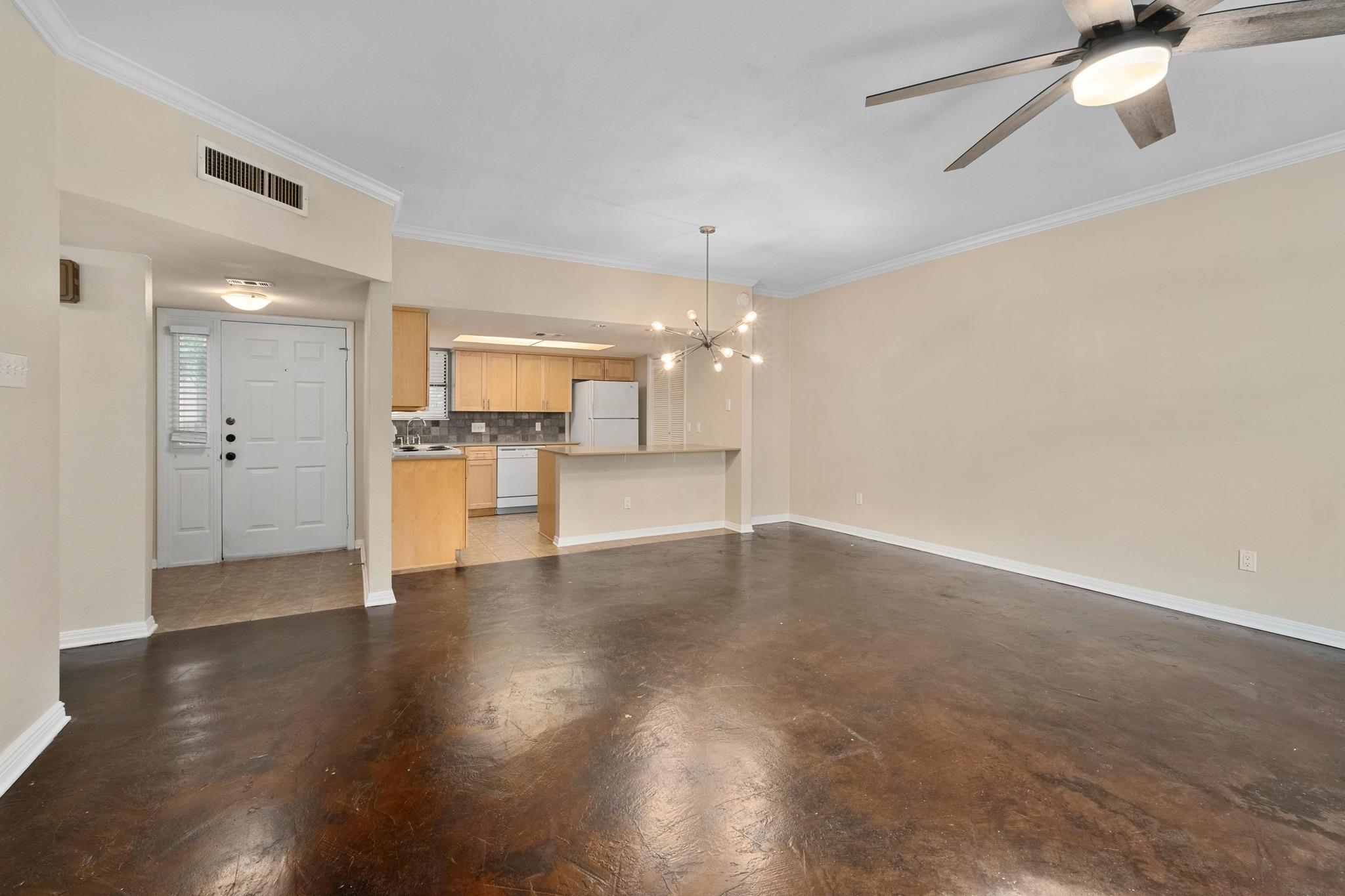 1411 Norwalk Ln # 104, Austin, TX 78703