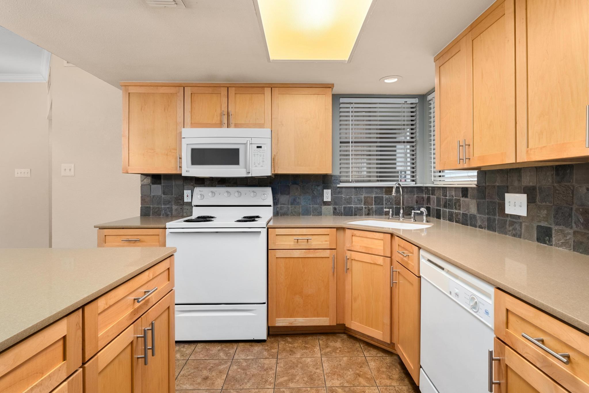 1411 Norwalk Ln # 104, Austin, TX 78703