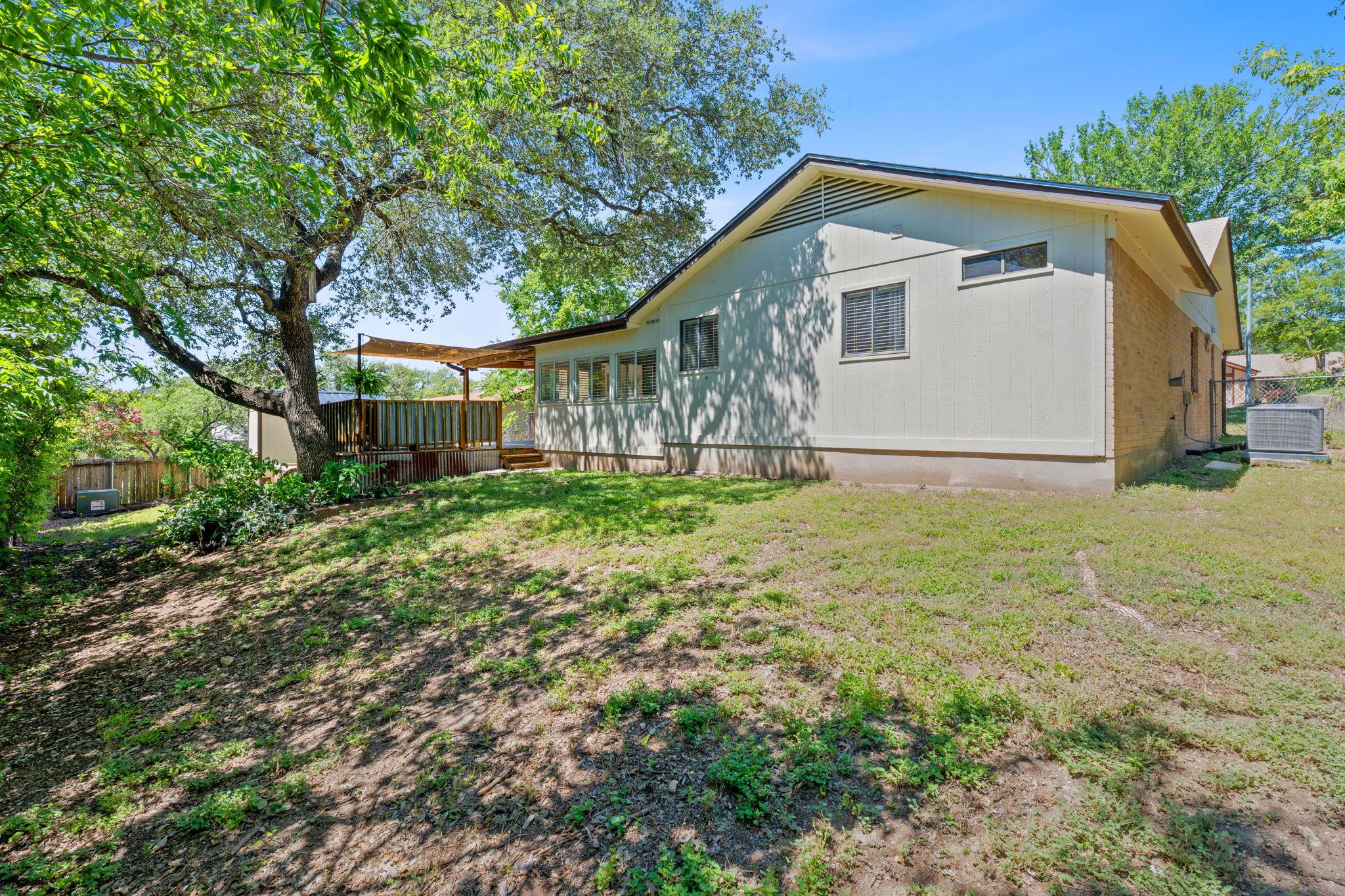 8004 Red Willow Dr, Austin, TX 78736