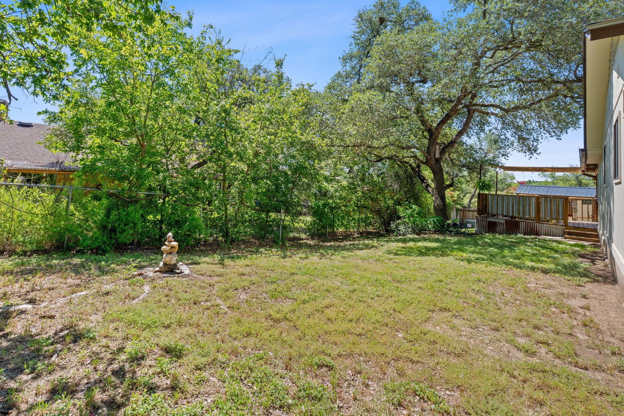 8004 Red Willow Dr, Austin, TX 78736