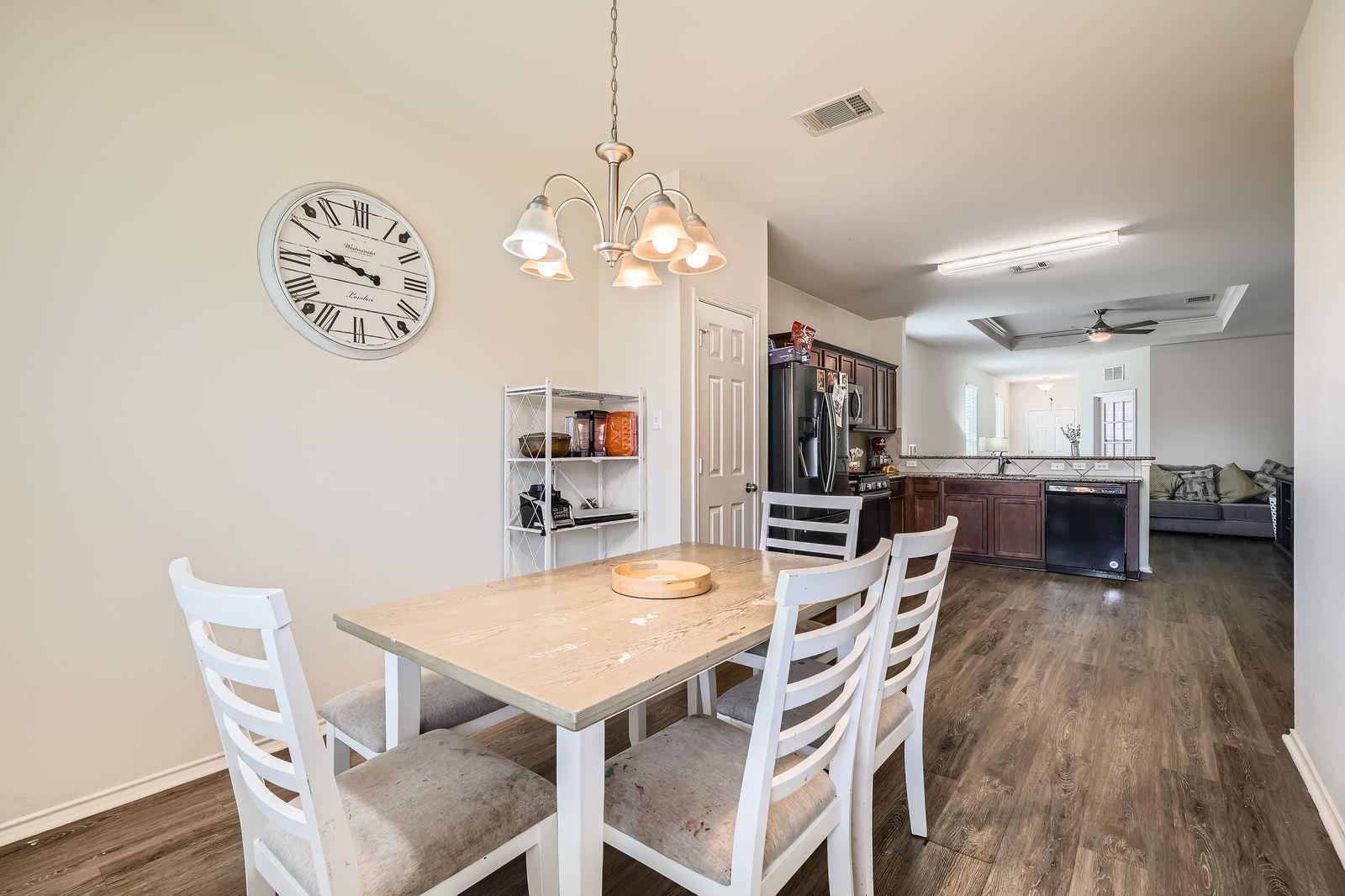 175 Eves Necklace Dr, Buda, TX 78610