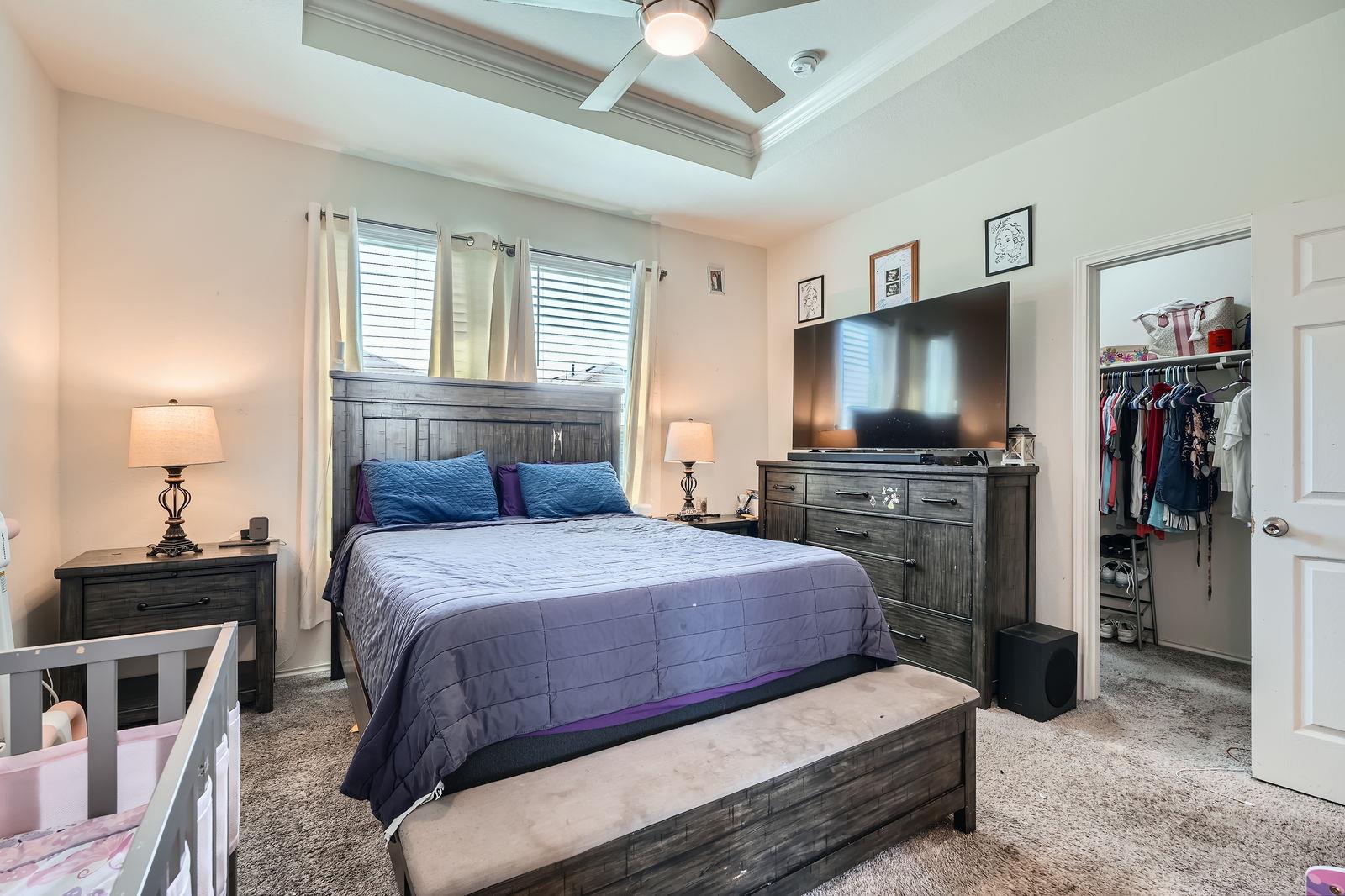 175 Eves Necklace Dr, Buda, TX 78610