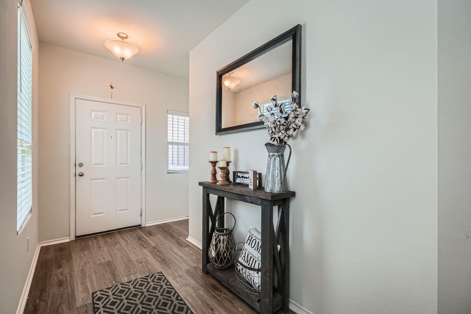 175 Eves Necklace Dr, Buda, TX 78610