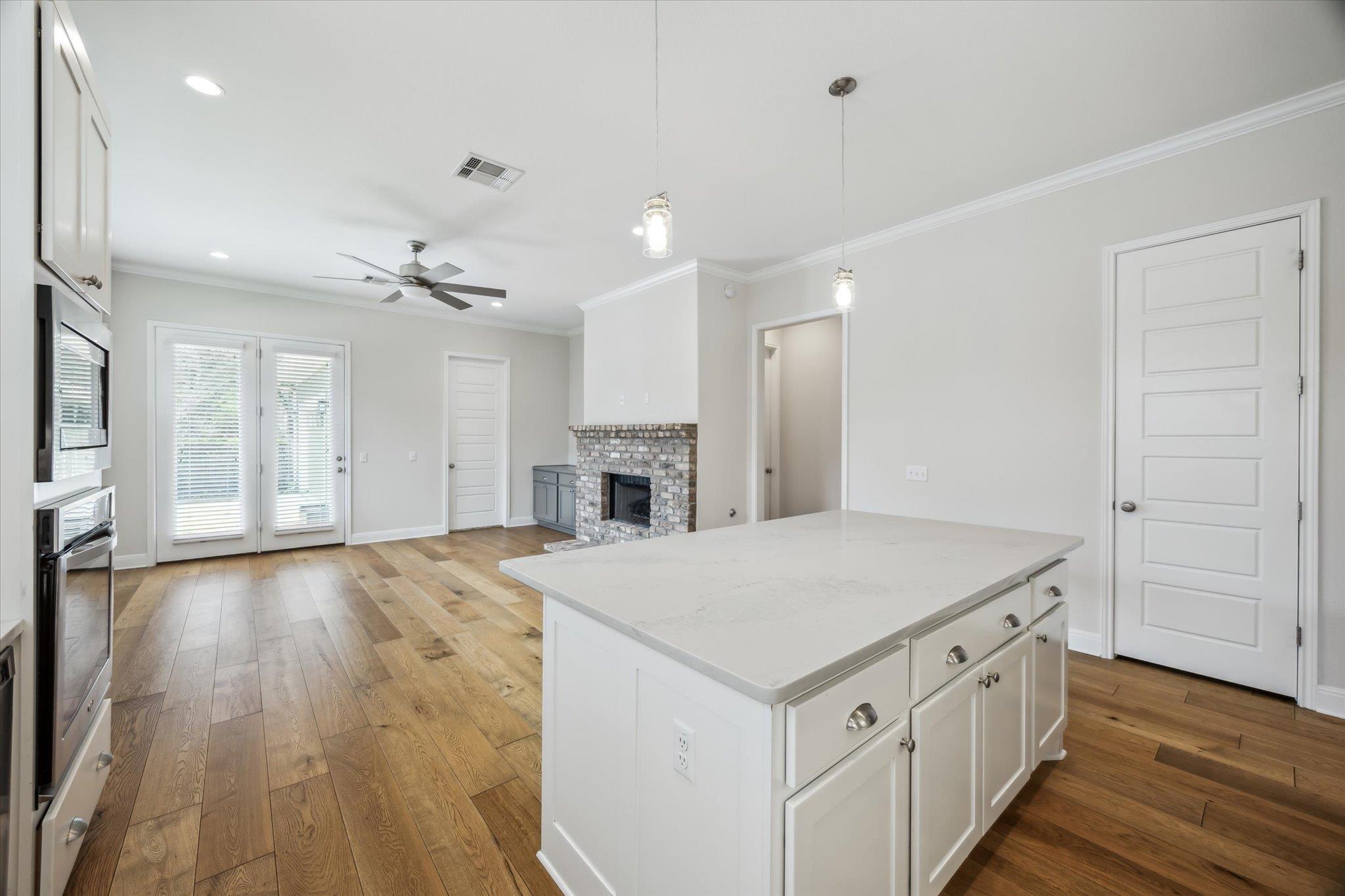 1216 Forest St, Georgetown, TX 78626