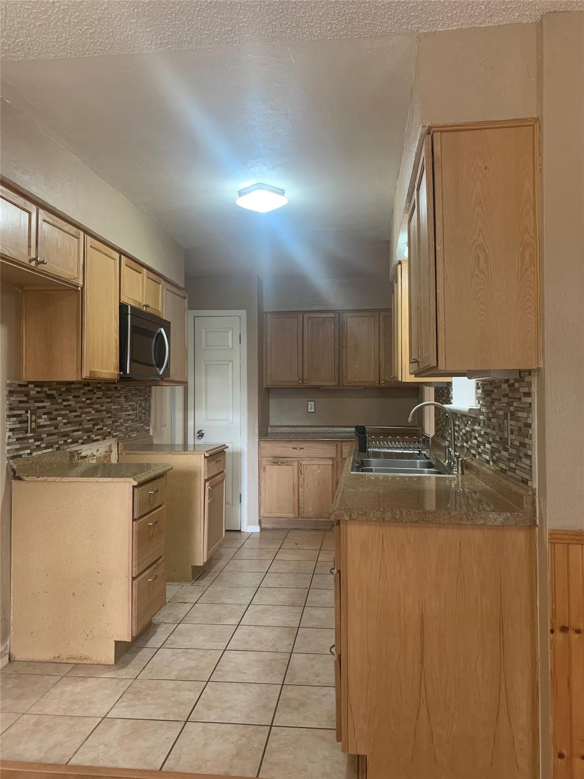 11701 Bayou Bnd # B, Austin, TX 78759