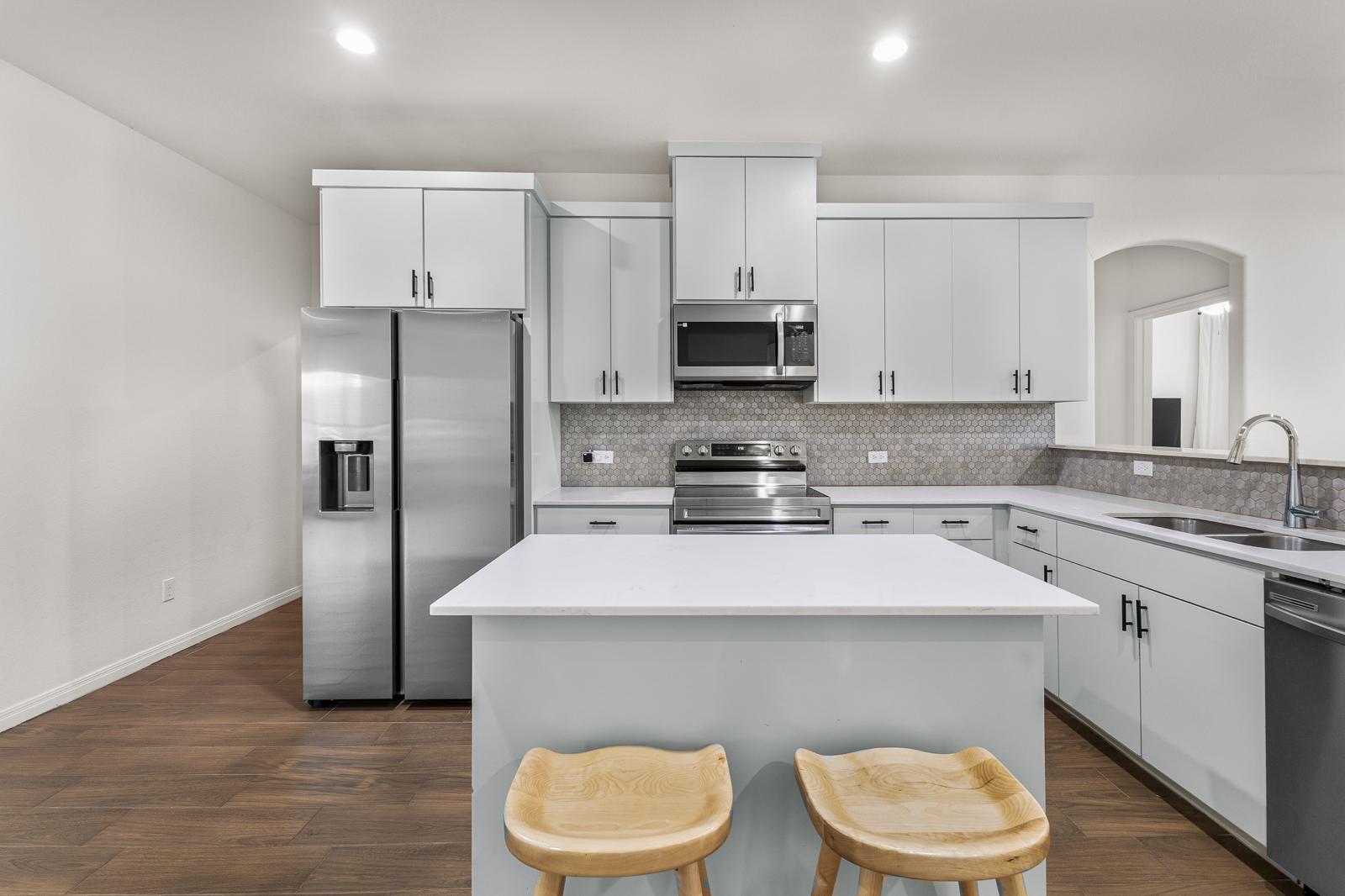 129 Kawainui Ln, Bastrop, TX 78602