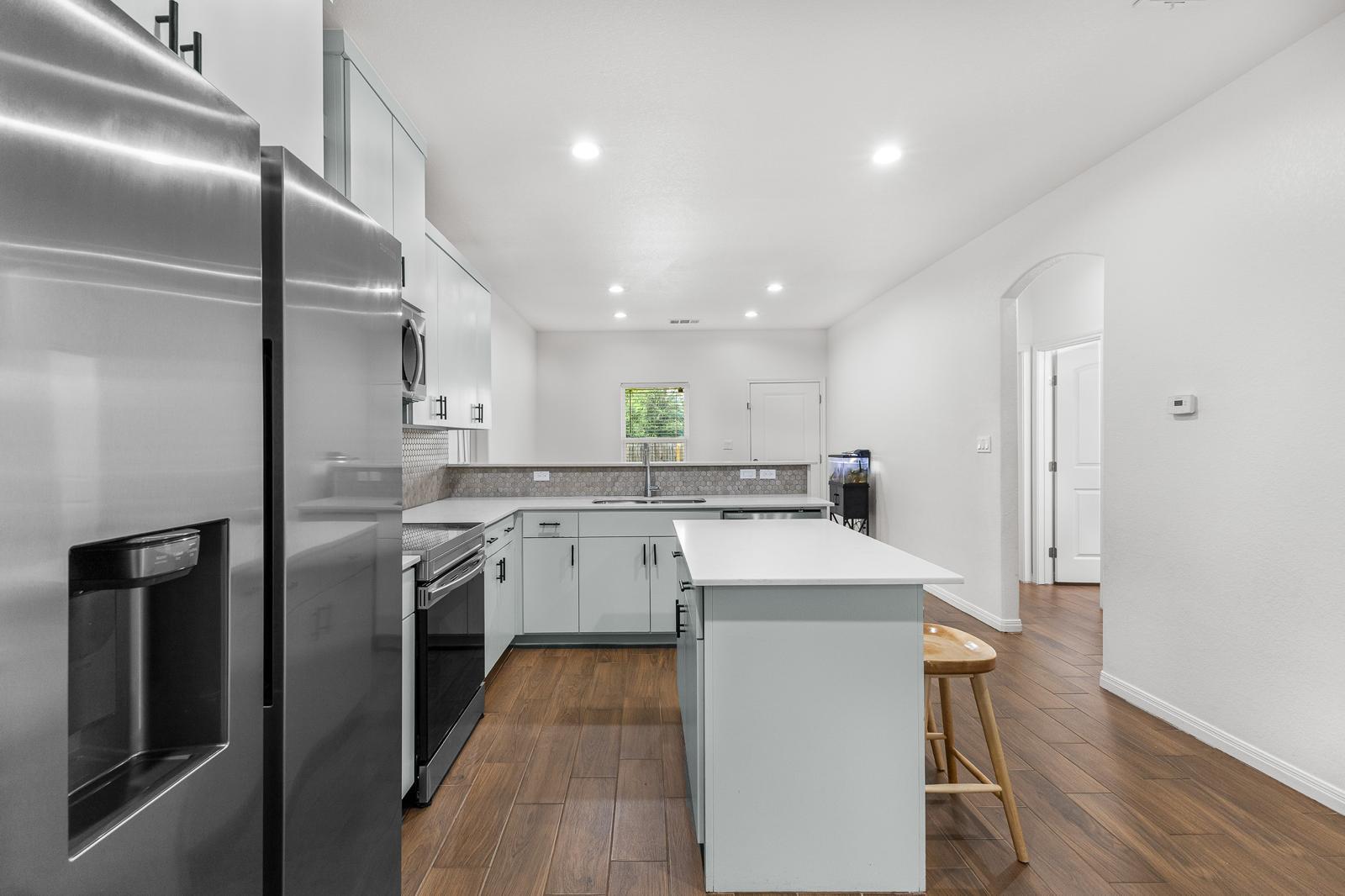 129 Kawainui Ln, Bastrop, TX 78602