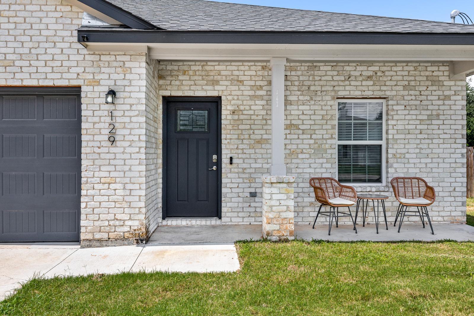 129 Kawainui Ln, Bastrop, TX 78602