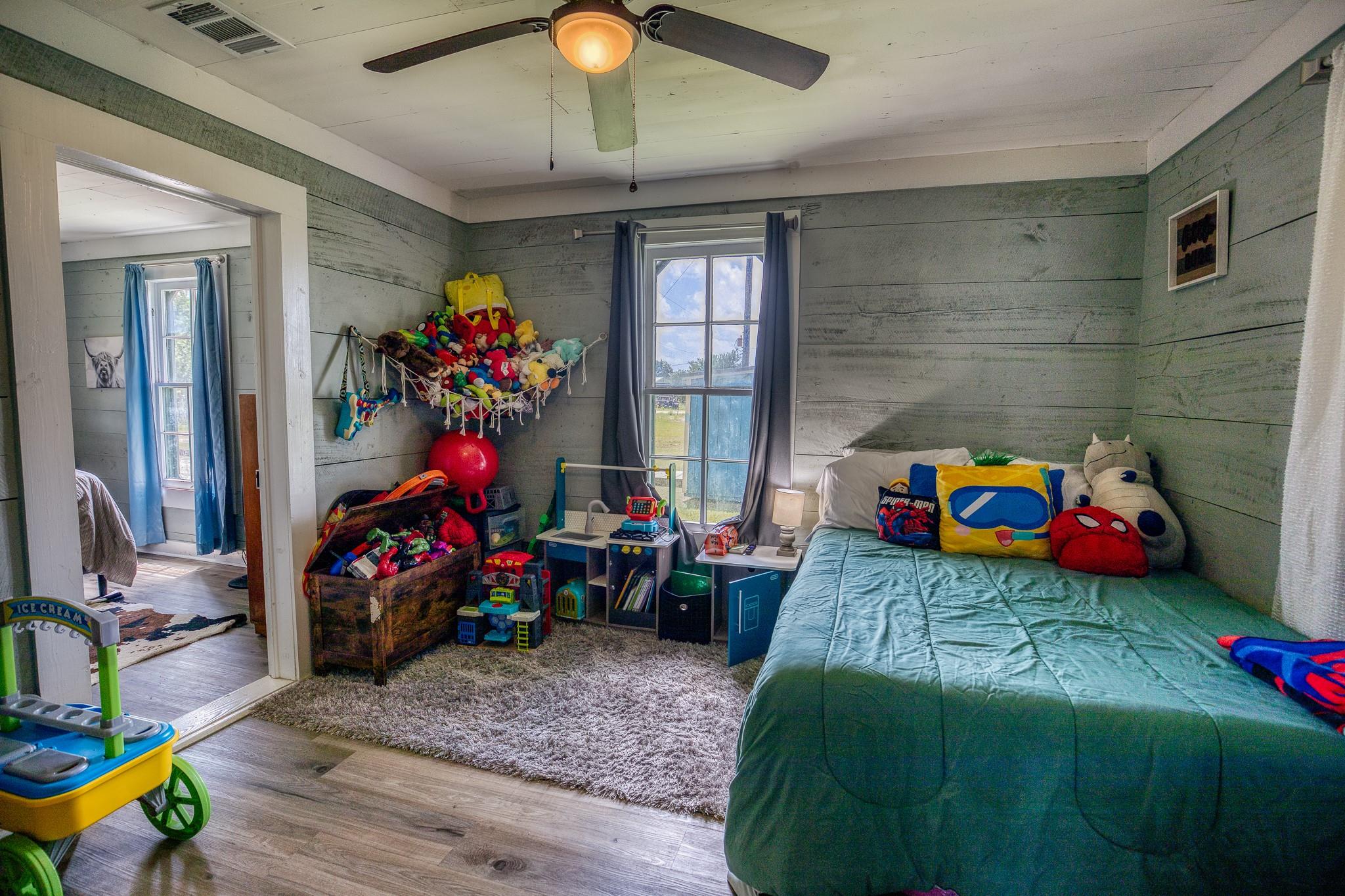 2578 County Road 121, Caldwell, TX 77836