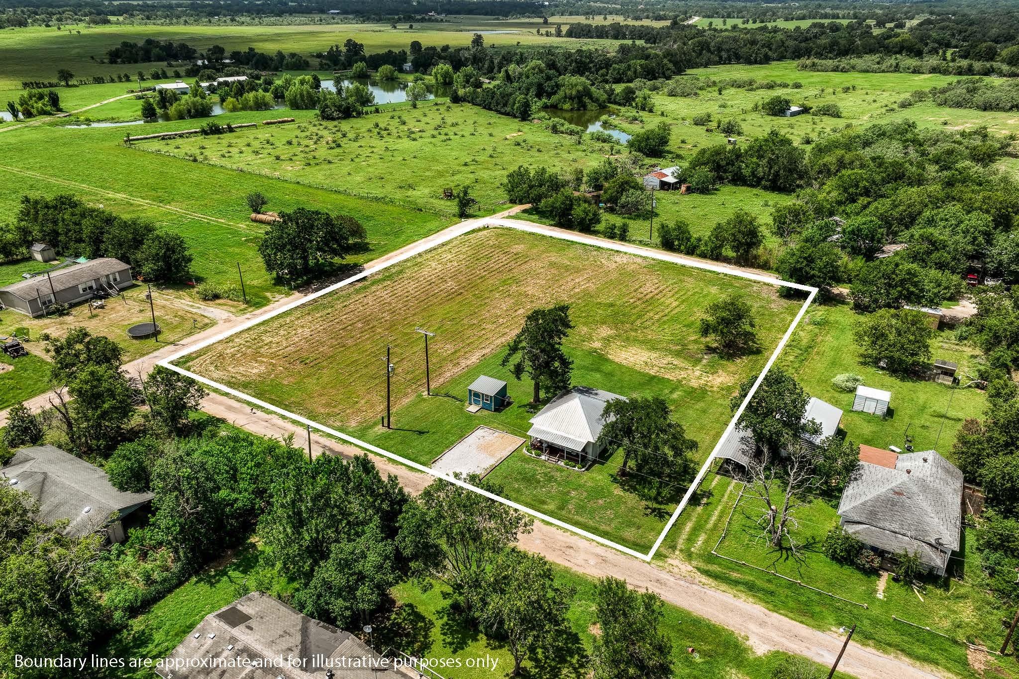 2578 County Road 121, Caldwell, TX 77836