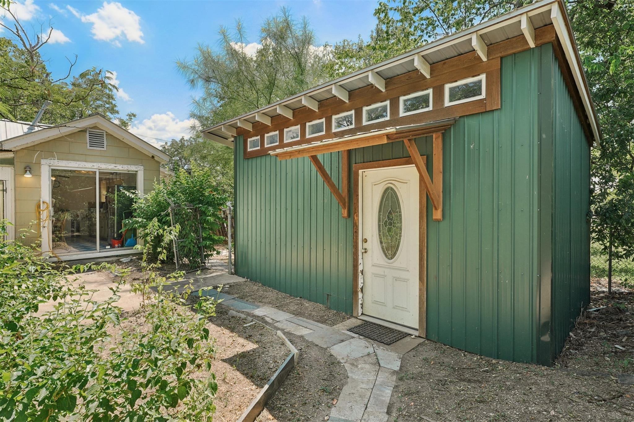 2114 Shoalmont Dr, Austin, TX 78756