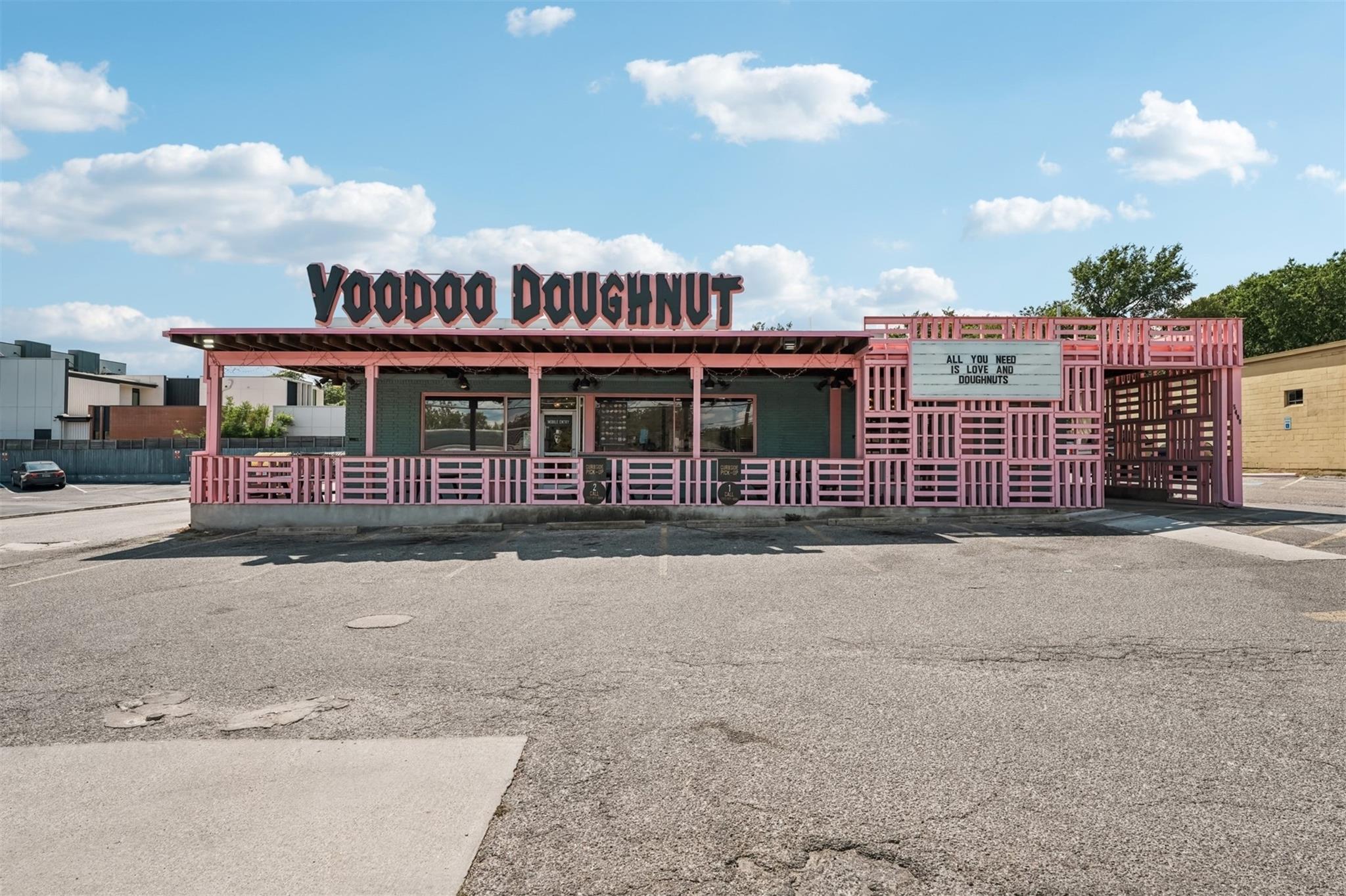 2114 Shoalmont Dr, Austin, TX 78756