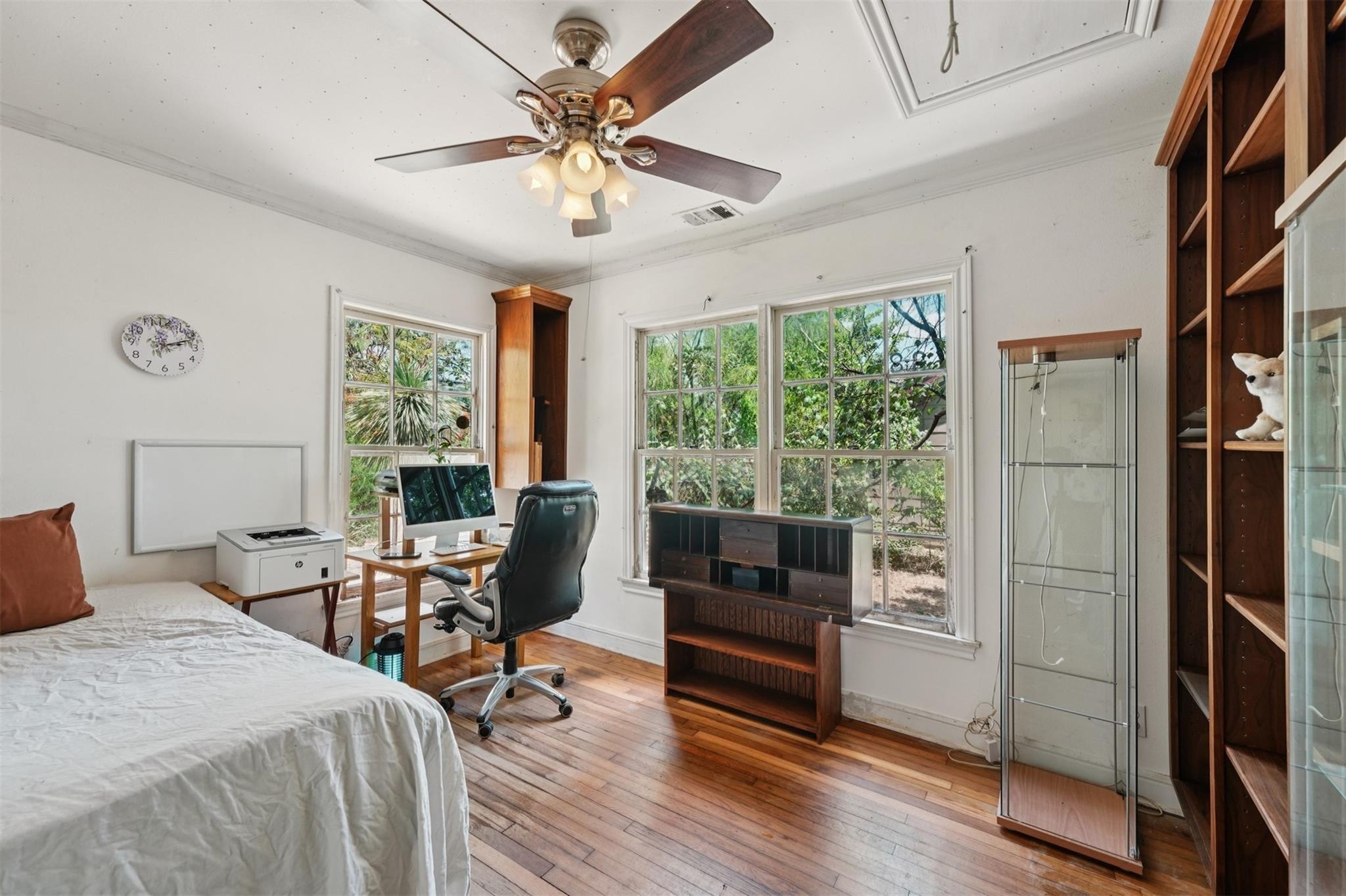 2114 Shoalmont Dr, Austin, TX 78756