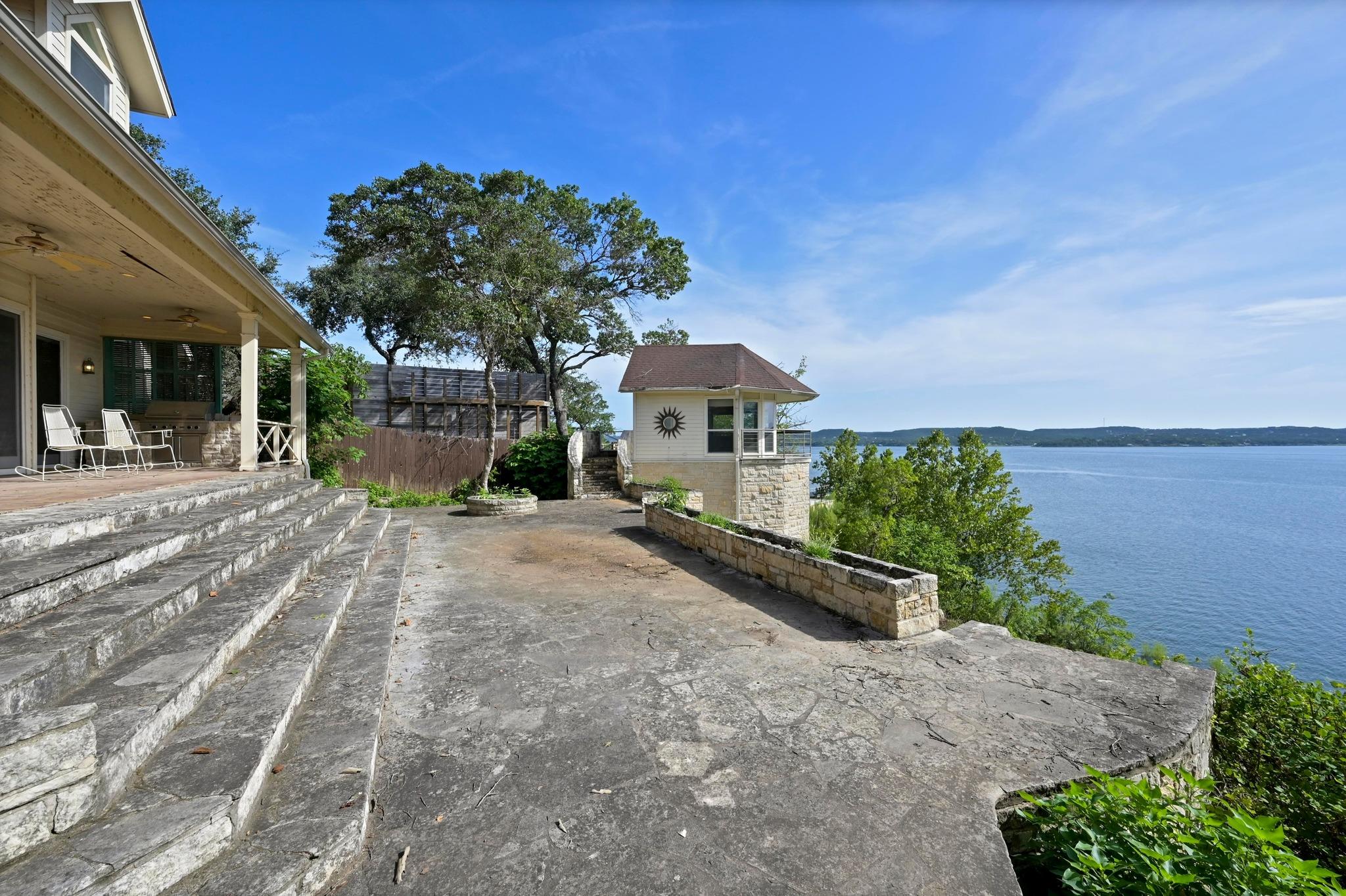 5252 McCormick Mountain Dr, Austin, TX 78734