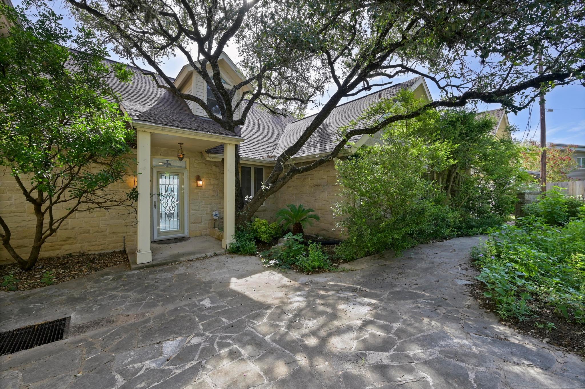 5252 McCormick Mountain Dr, Austin, TX 78734