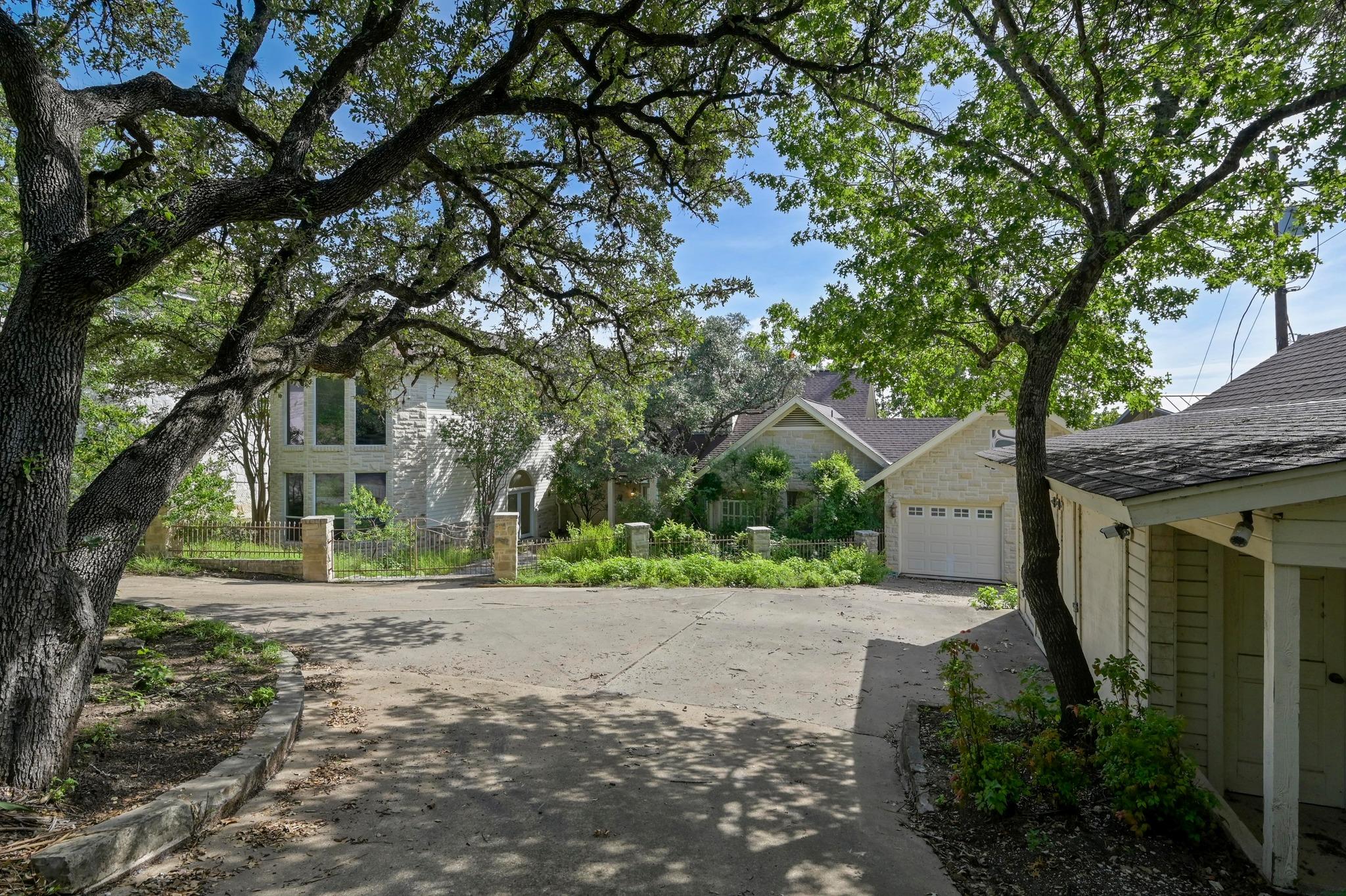 5252 McCormick Mountain Dr, Austin, TX 78734