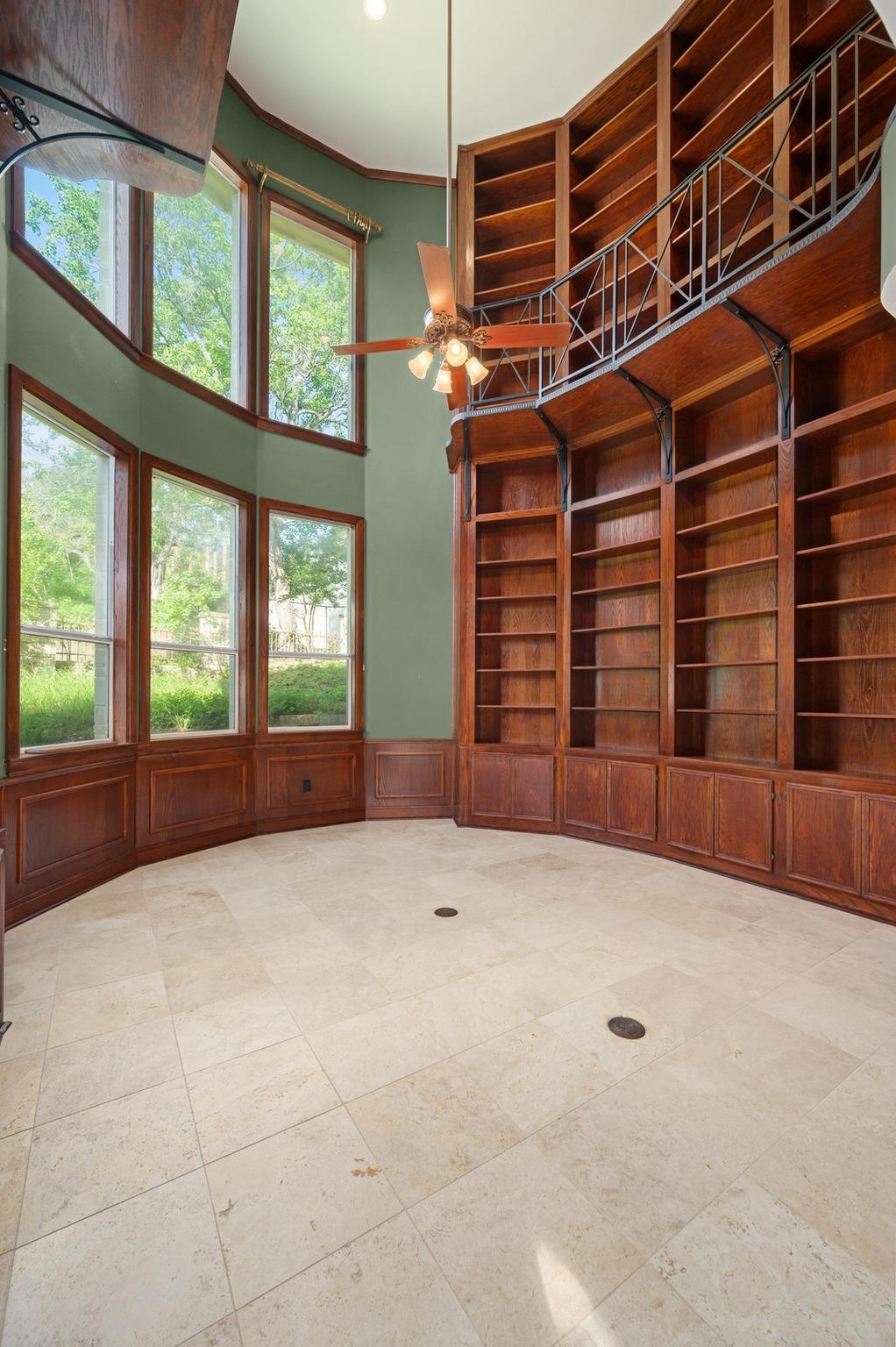 5252 McCormick Mountain Dr, Austin, TX 78734