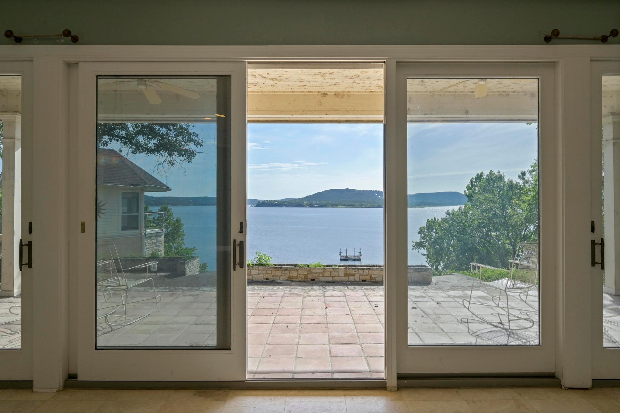 5252 McCormick Mountain Dr, Austin, TX 78734