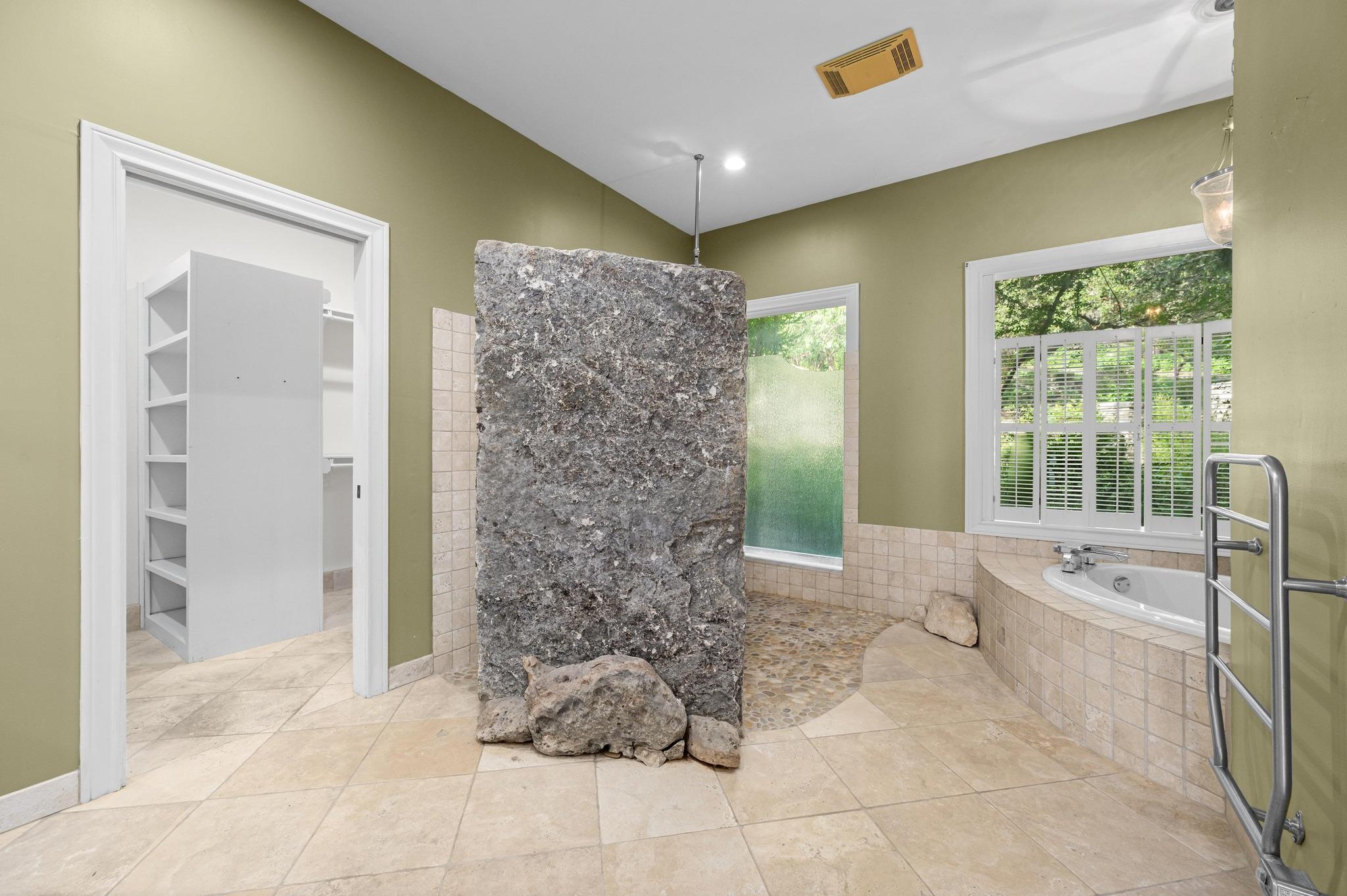 5252 McCormick Mountain Dr, Austin, TX 78734