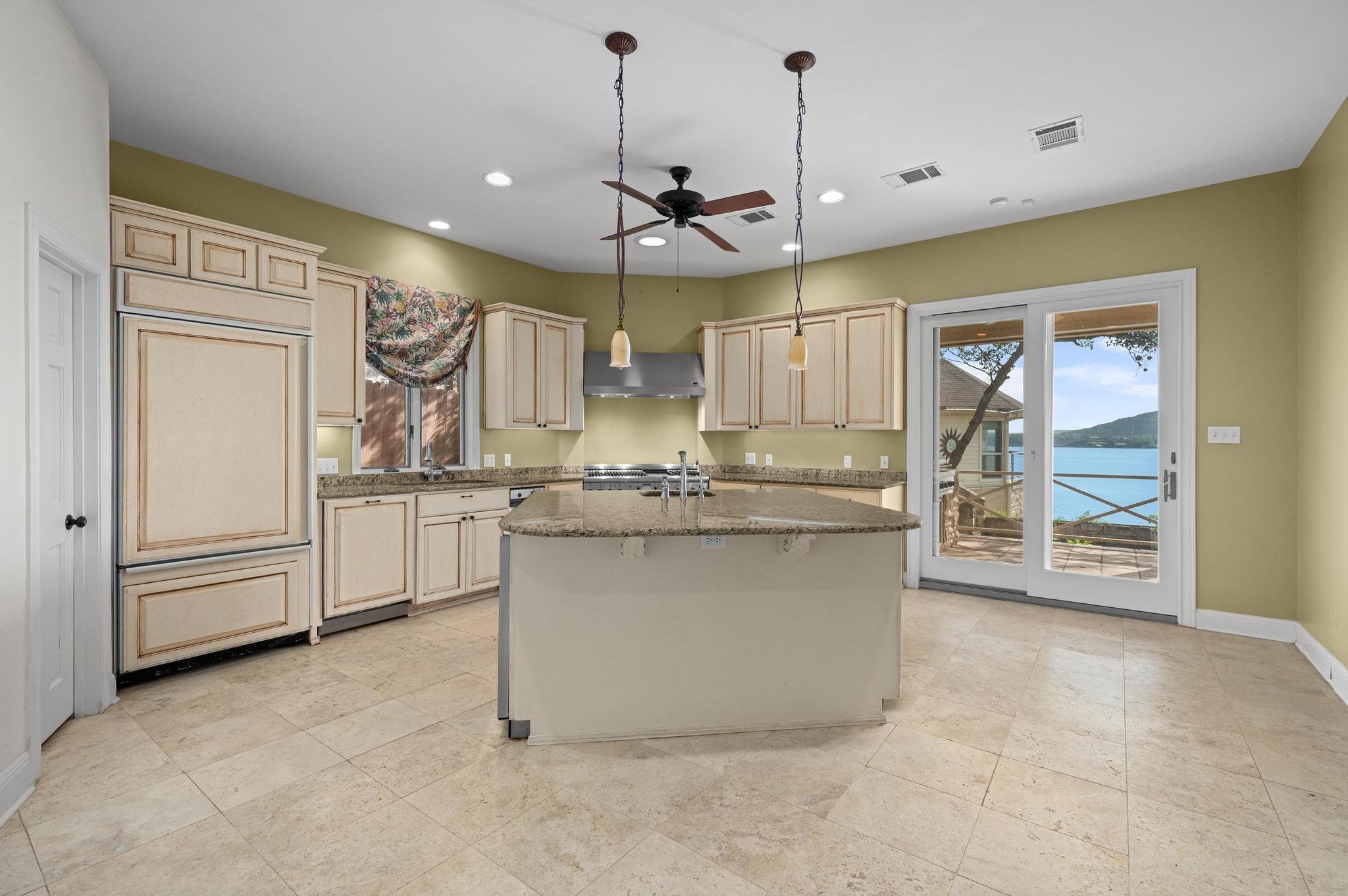 5252 McCormick Mountain Dr, Austin, TX 78734