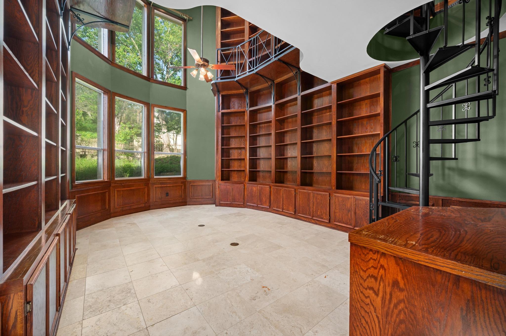 5252 McCormick Mountain Dr, Austin, TX 78734