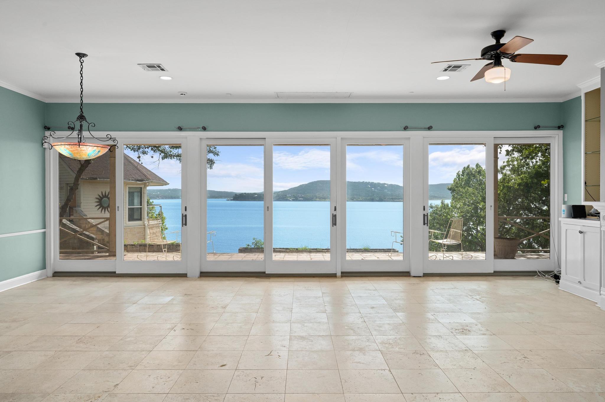 5252 McCormick Mountain Dr, Austin, TX 78734