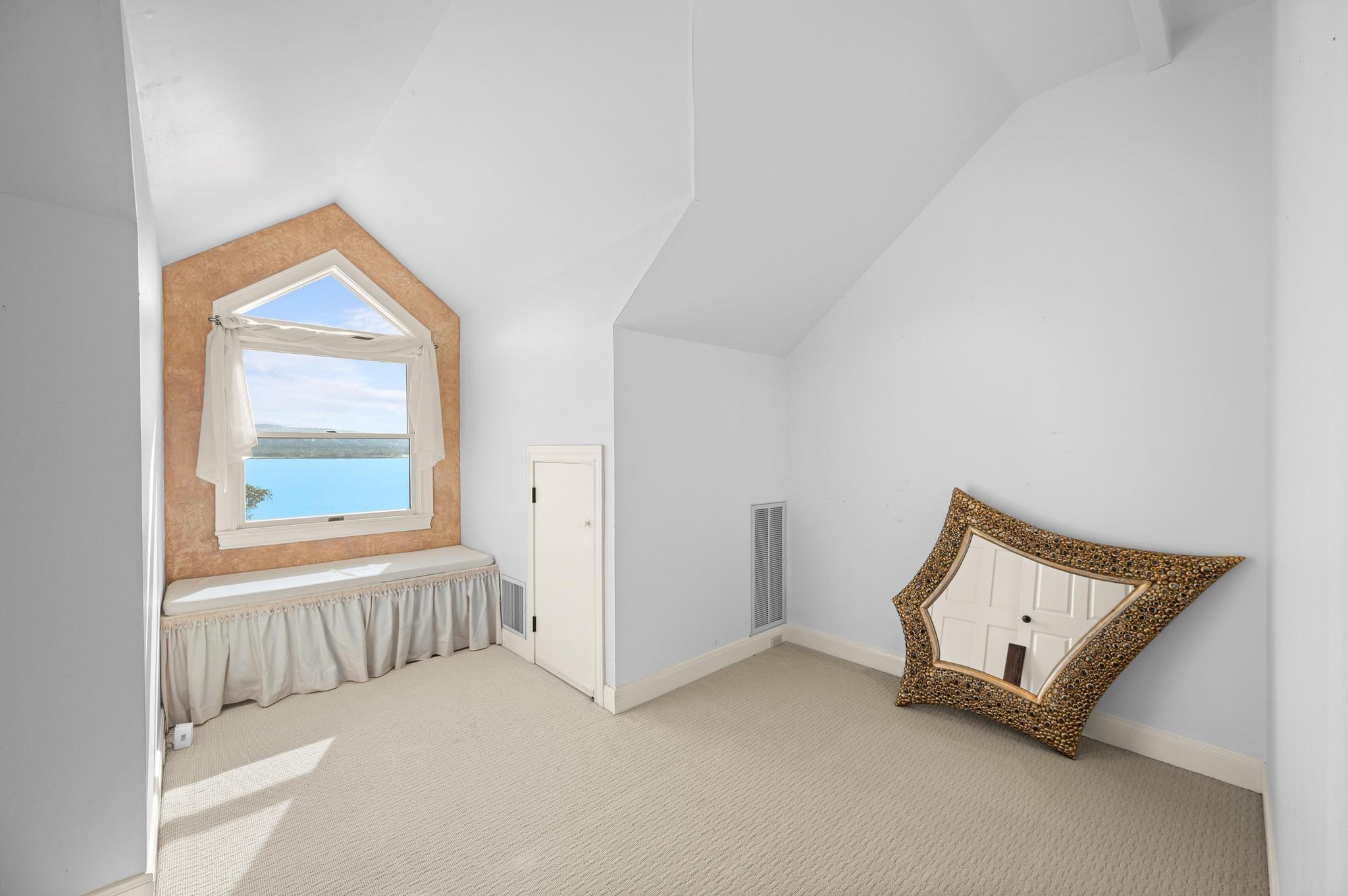 5252 McCormick Mountain Dr, Austin, TX 78734