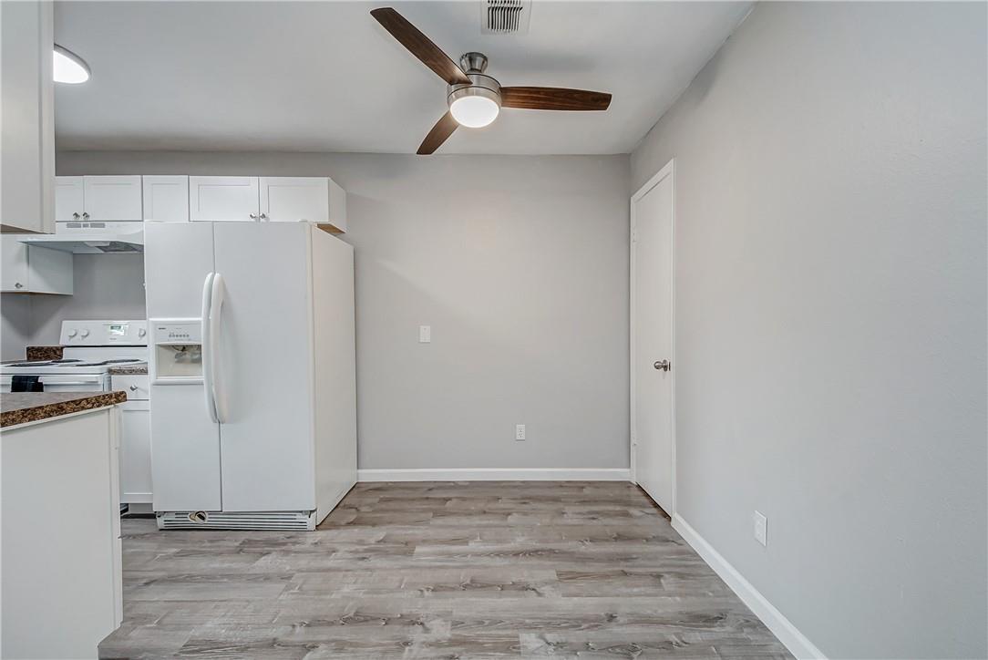 4307 S 1st St # 108, Austin, TX 78745