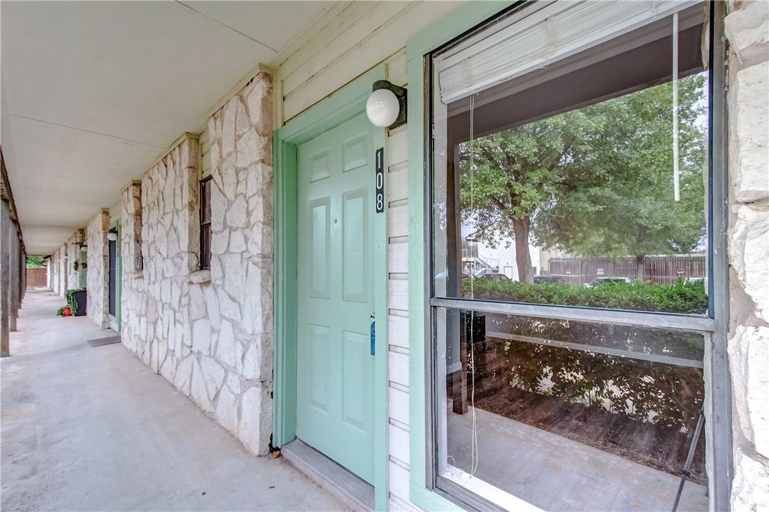 4307 S 1st St # 108, Austin, TX 78745