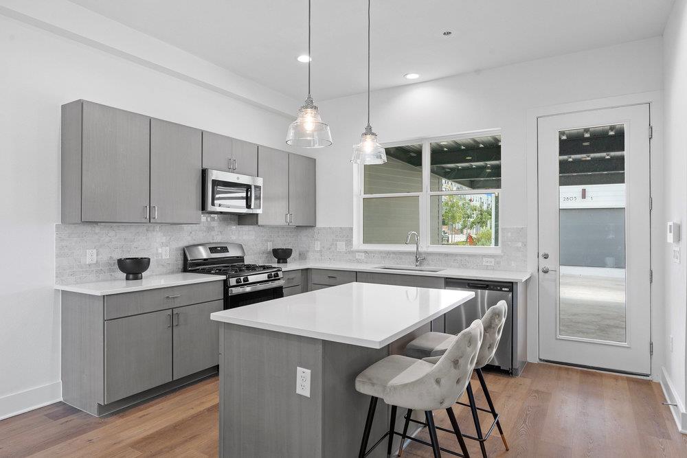 3823 Threadgill St, Austin, TX 78723