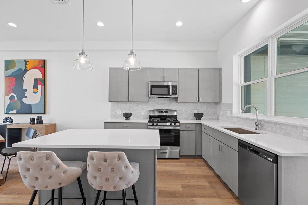 3823 Threadgill St, Austin, TX 78723
