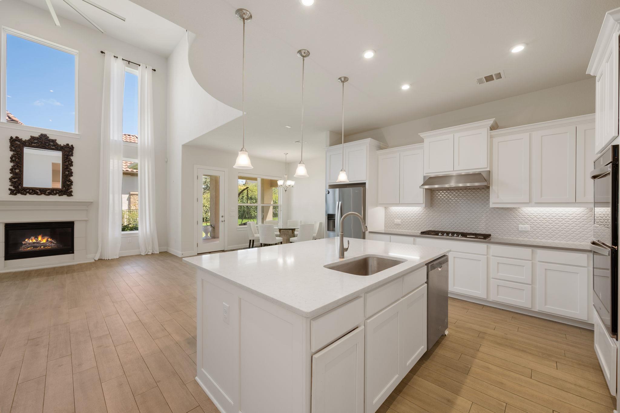 4301 Sandorna Vw, Leander, TX 78641